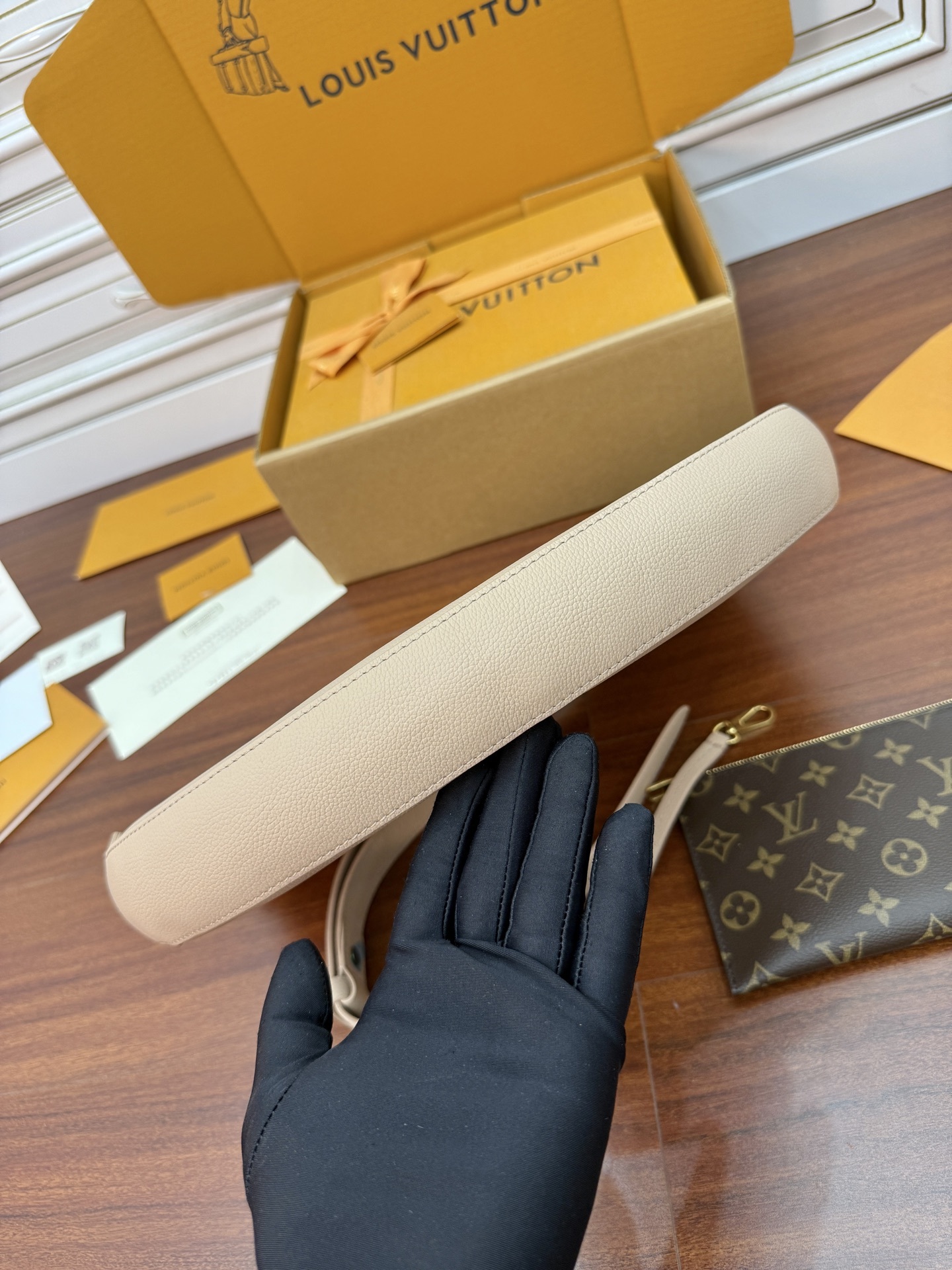 M14635私品(163动态UID )进口菱形面料 (品质第九次升级,进口原厂皮.专柜同步,动态电子芯片