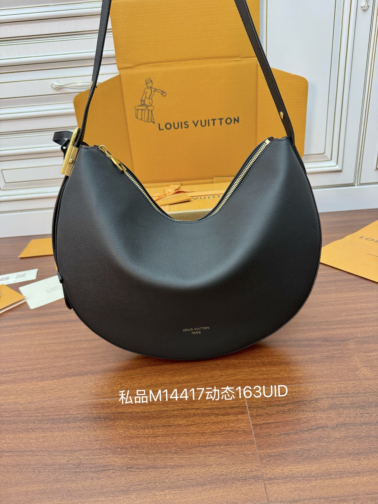 M14417私品(163动态UID )进口菱形面料 (品质第九次升级,进口原厂皮.专柜同步,动态电子芯片