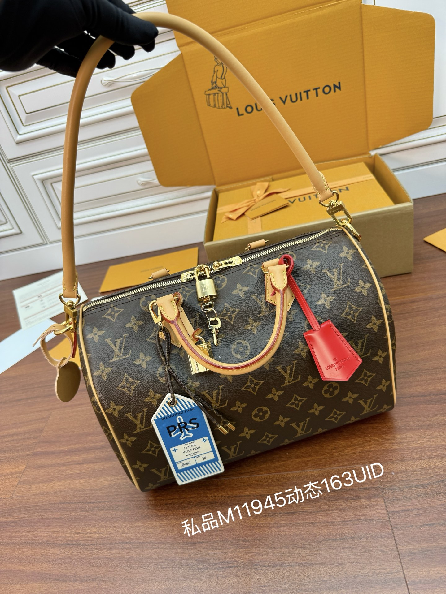Louis Vuitton Speedy Bandouliere 30: Iconic Monogram Canvas, Compact & Stylish 1 i1753275812587 6894 0 0
