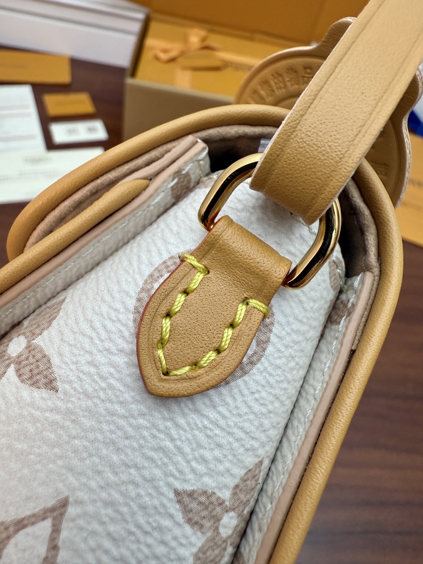 Louis Vuitton M26583 White Monogram Crossbody Bag, 20.5x11x6CM 10 i1753787583943 1310 0 8