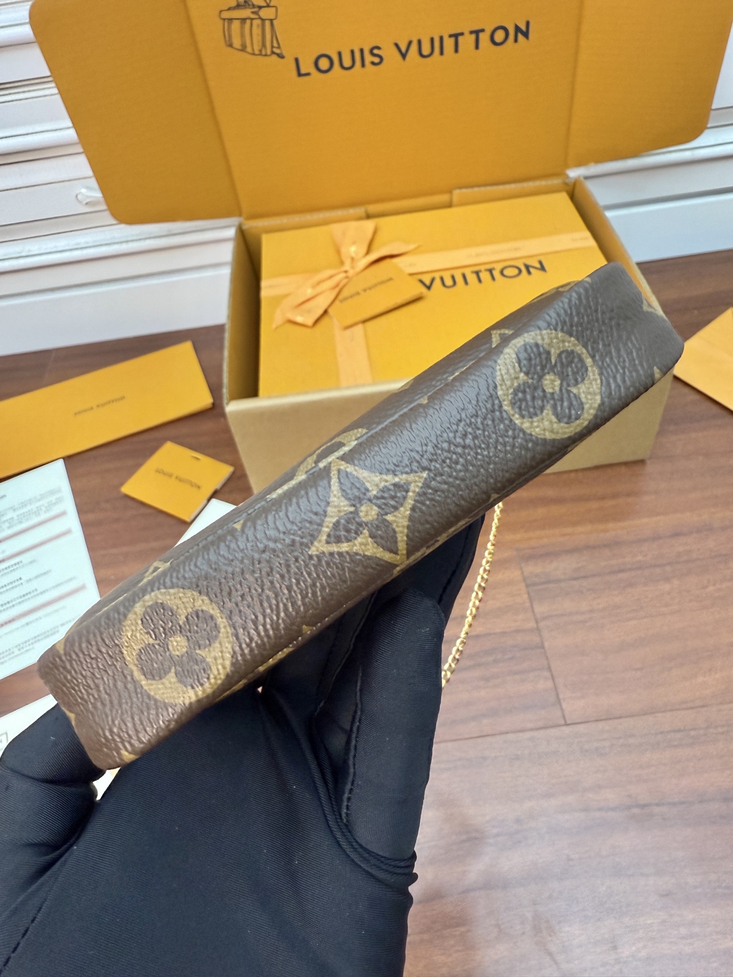 Louis Vuitton M58009 Mini Pochette Accessoires Monogram Canvas Bag 9 i1753845417675 6514 0 8