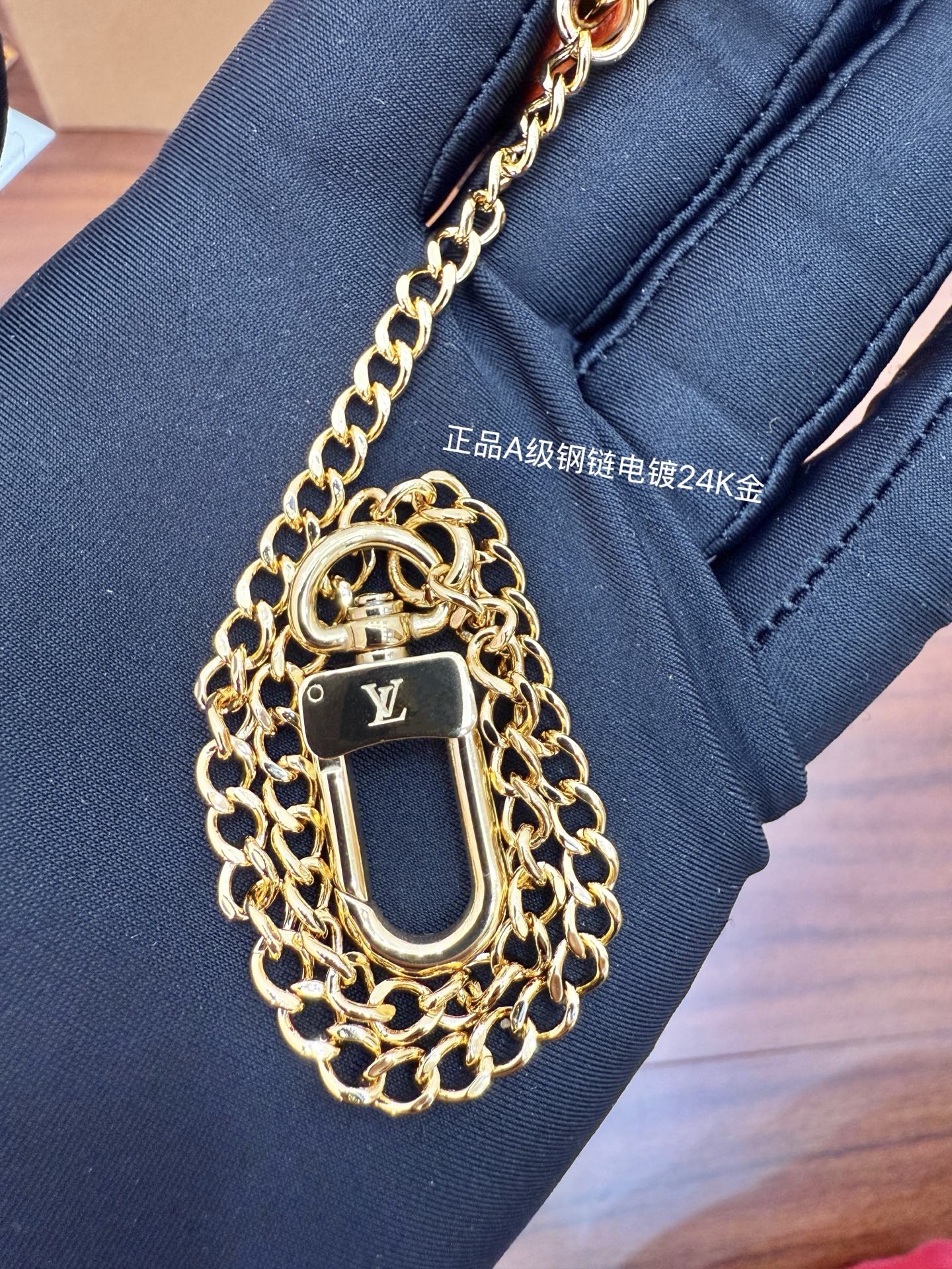 Louis Vuitton M58009 Mini Pochette Accessoires Monogram Canvas Bag 4 i1753845428594 4085 0 3