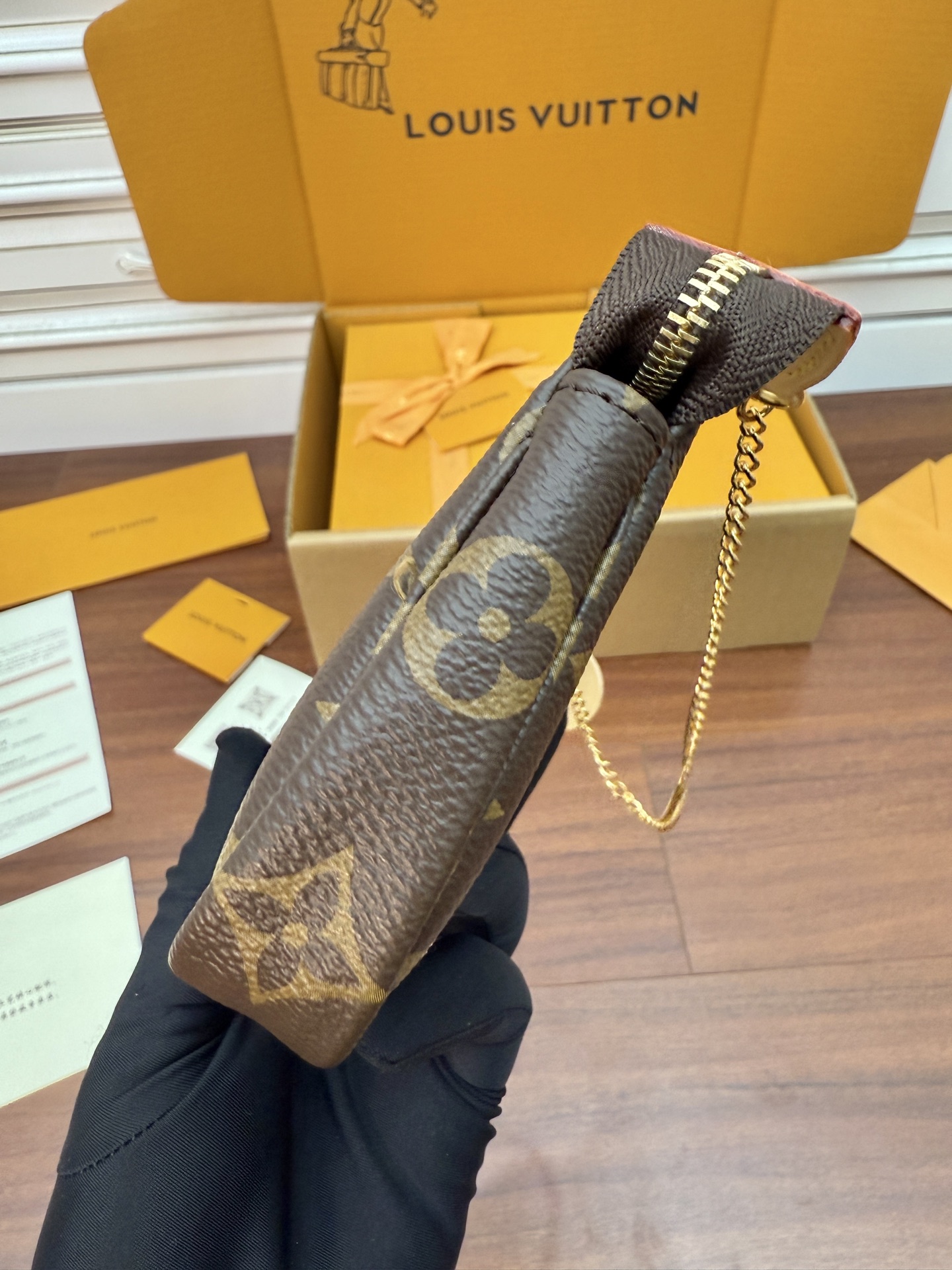 Louis Vuitton M58009 Mini Pochette Accessoires Monogram Canvas Bag 8 i1753845428731 235 0 7