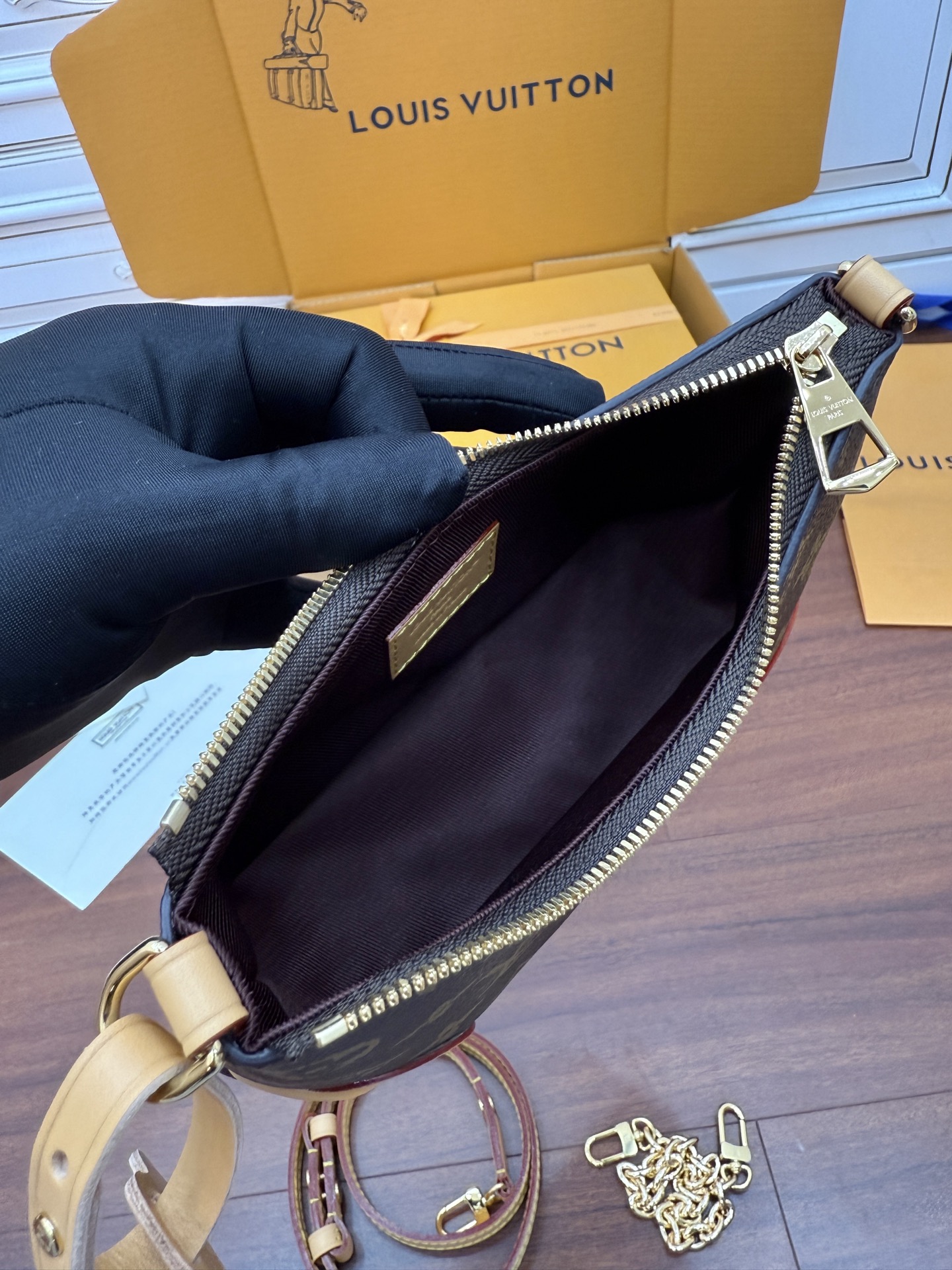 Louis Vuitton M25519 Monogram Canvas Mini Hobo Bag with Chain Accent 7 i1754539757921 4970 0 5