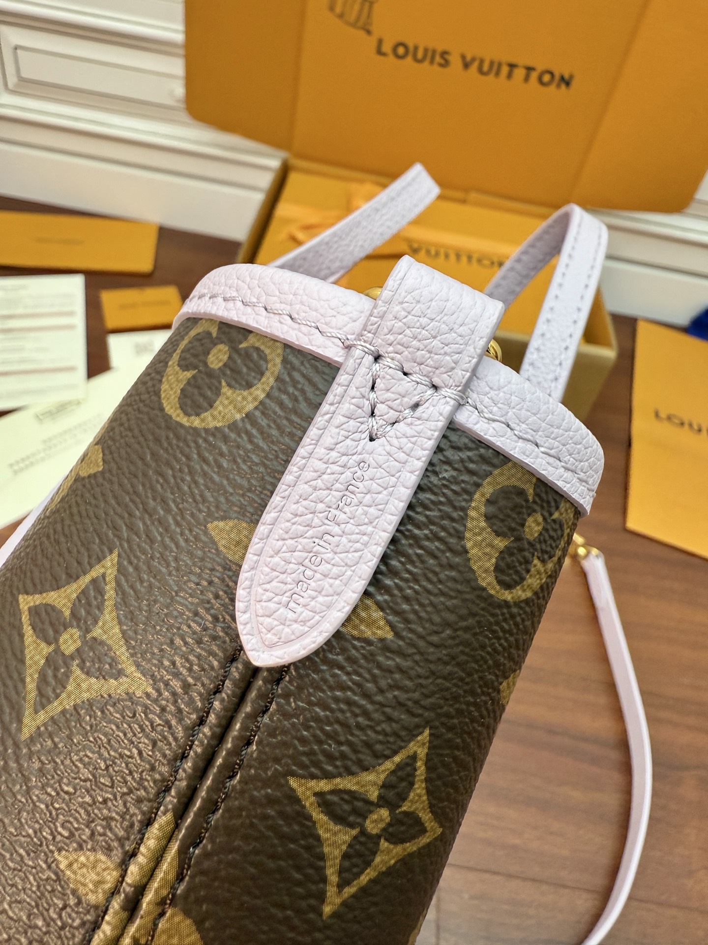Louis Vuitton Mini Sac Plat Bag Monogram Canvas with Leather Strap 6 i1754560406524 4580 0 5