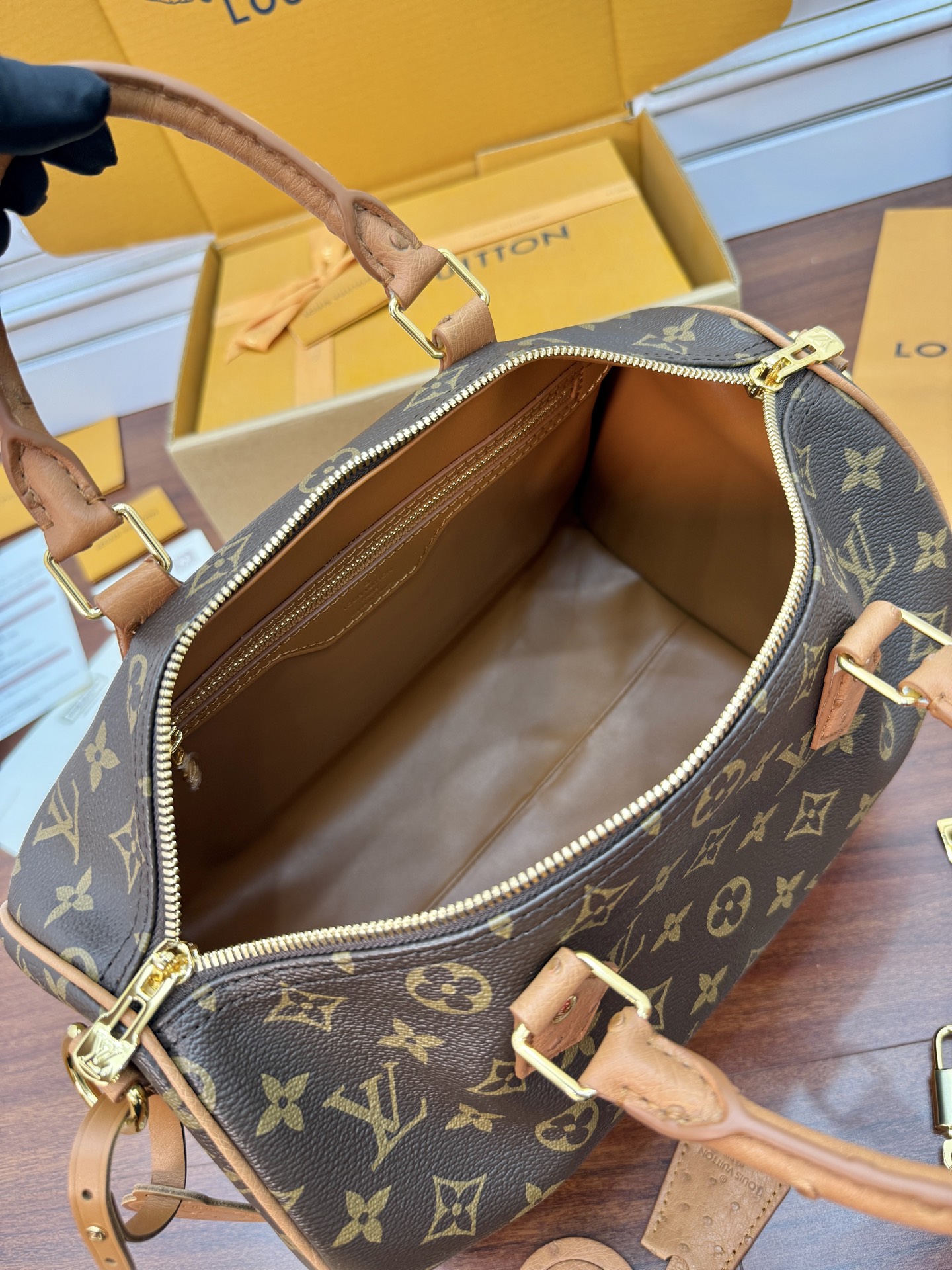 Louis Vuitton Speedy Bandouliere 30 Monogram Handbag, Brown, 30 x 21 x 17 cm 6 i1754707730441 4488 0 5