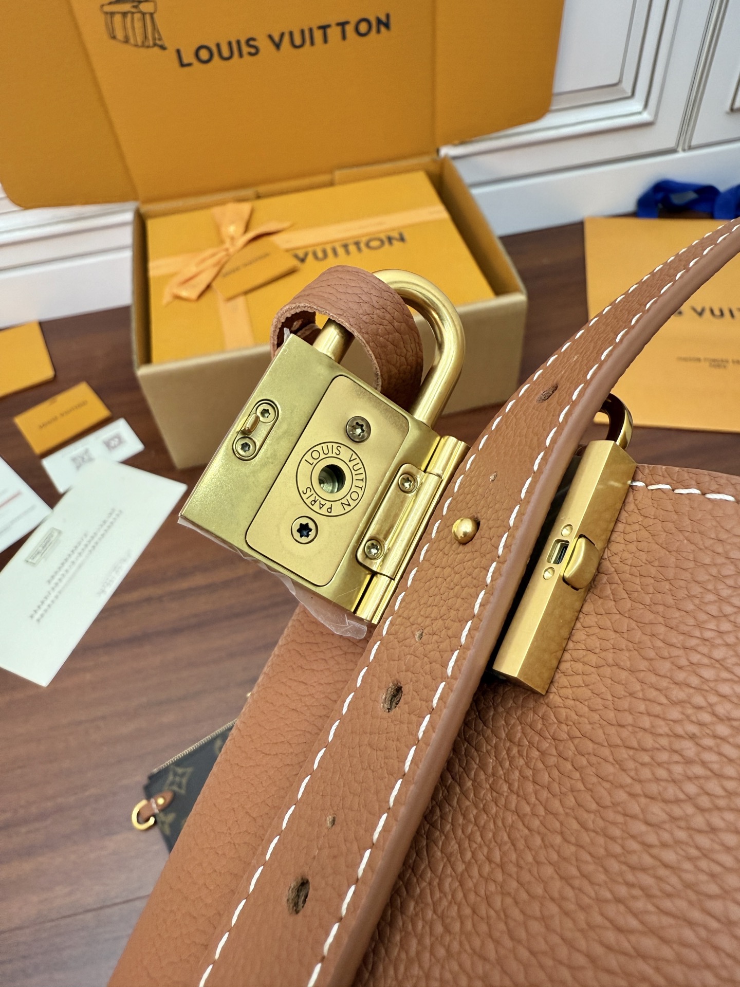Louis Vuitton Brown Leather Bucket Bag with Coin Purse and Strap 8 i1755661658747 8541 0 6