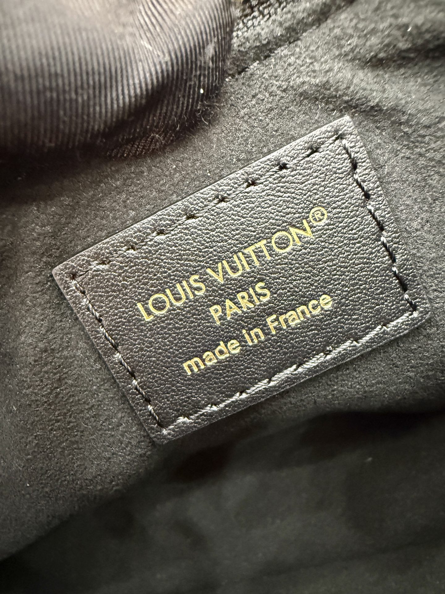 Louis Vuitton Black Leather Avenue Sling Bag | M25525 Designer Handbag 9 i1756782288020 8142 0 7