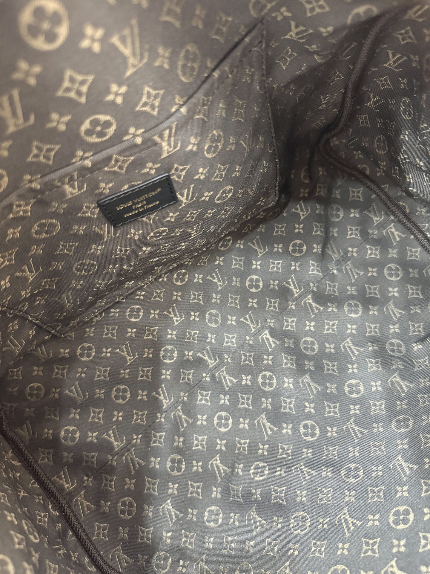 Louis Vuitton Suede Leather Shoulder Bag Brown Trim 36x24x18.5CM 6 i1758600265716 6229 0 5