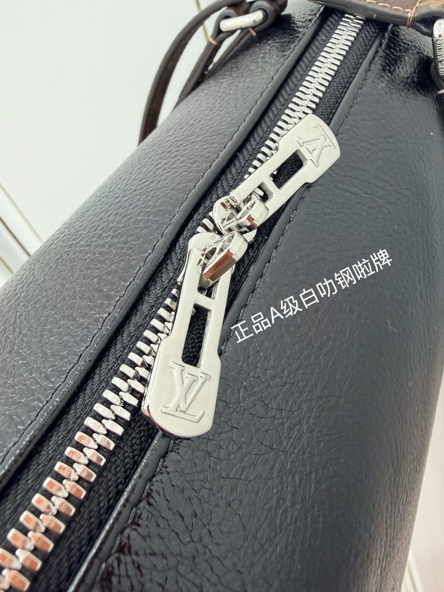 루이비통(듀티) M27920 가방 Louis Vuitton Bag 썸네일 이미지