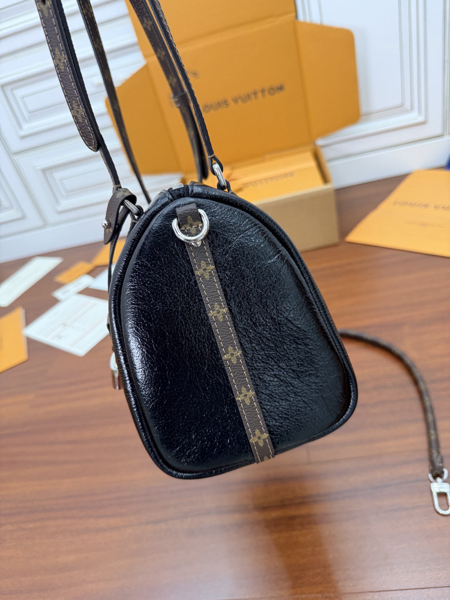 루이비통(듀티) M27920 가방 Louis Vuitton Bag 썸네일 이미지