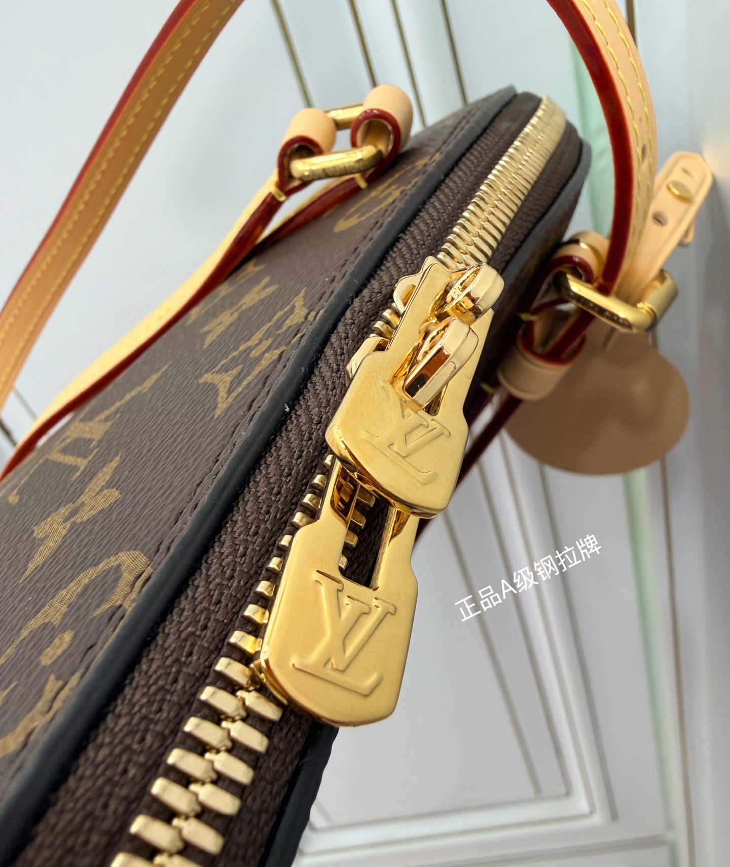 루이비통(듀티) M28951 가방 Louis Vuitton Bag 썸네일 이미지
