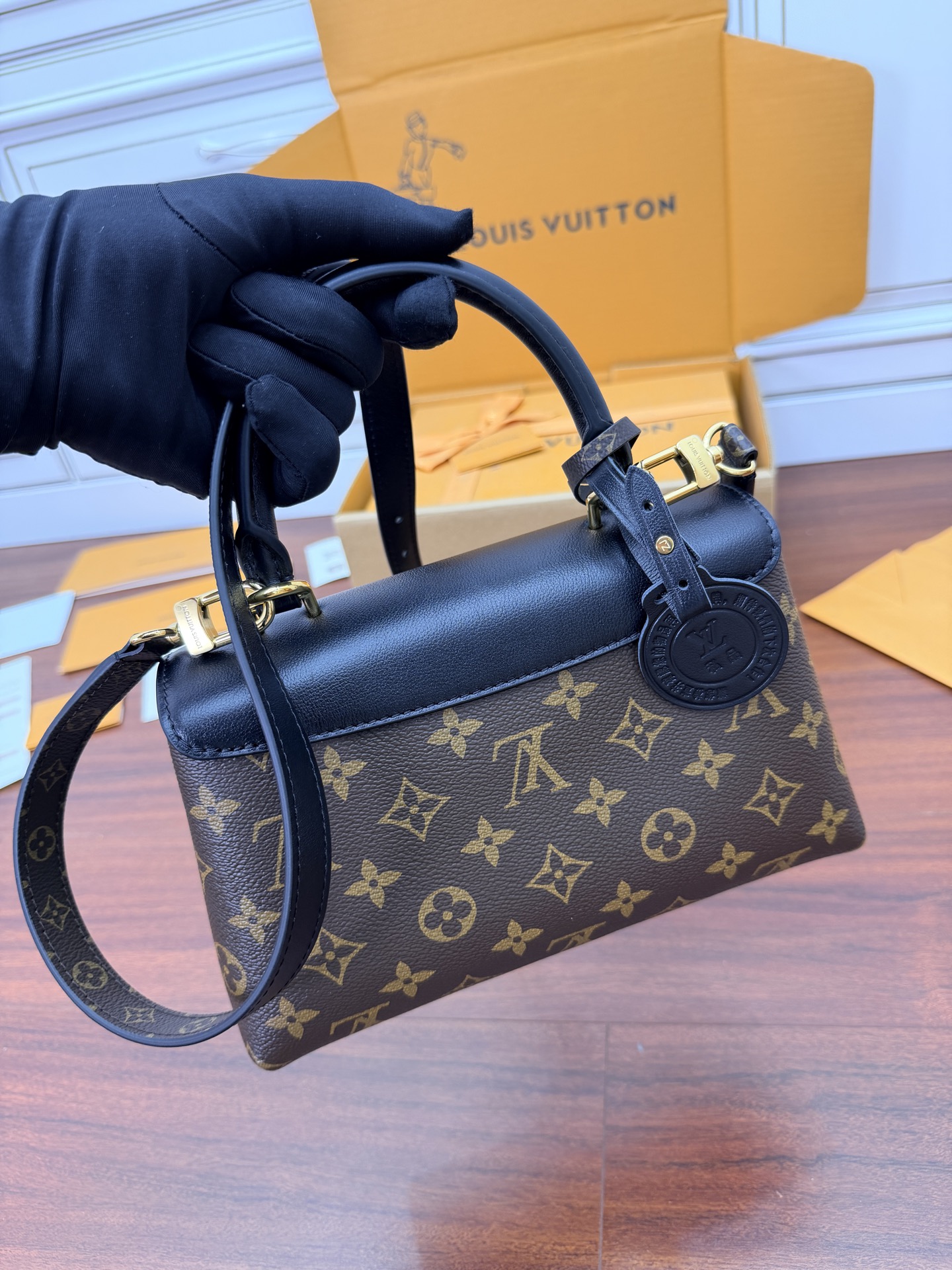 루이비통(듀티) M27511 가방 Louis Vuitton Bag 썸네일 이미지