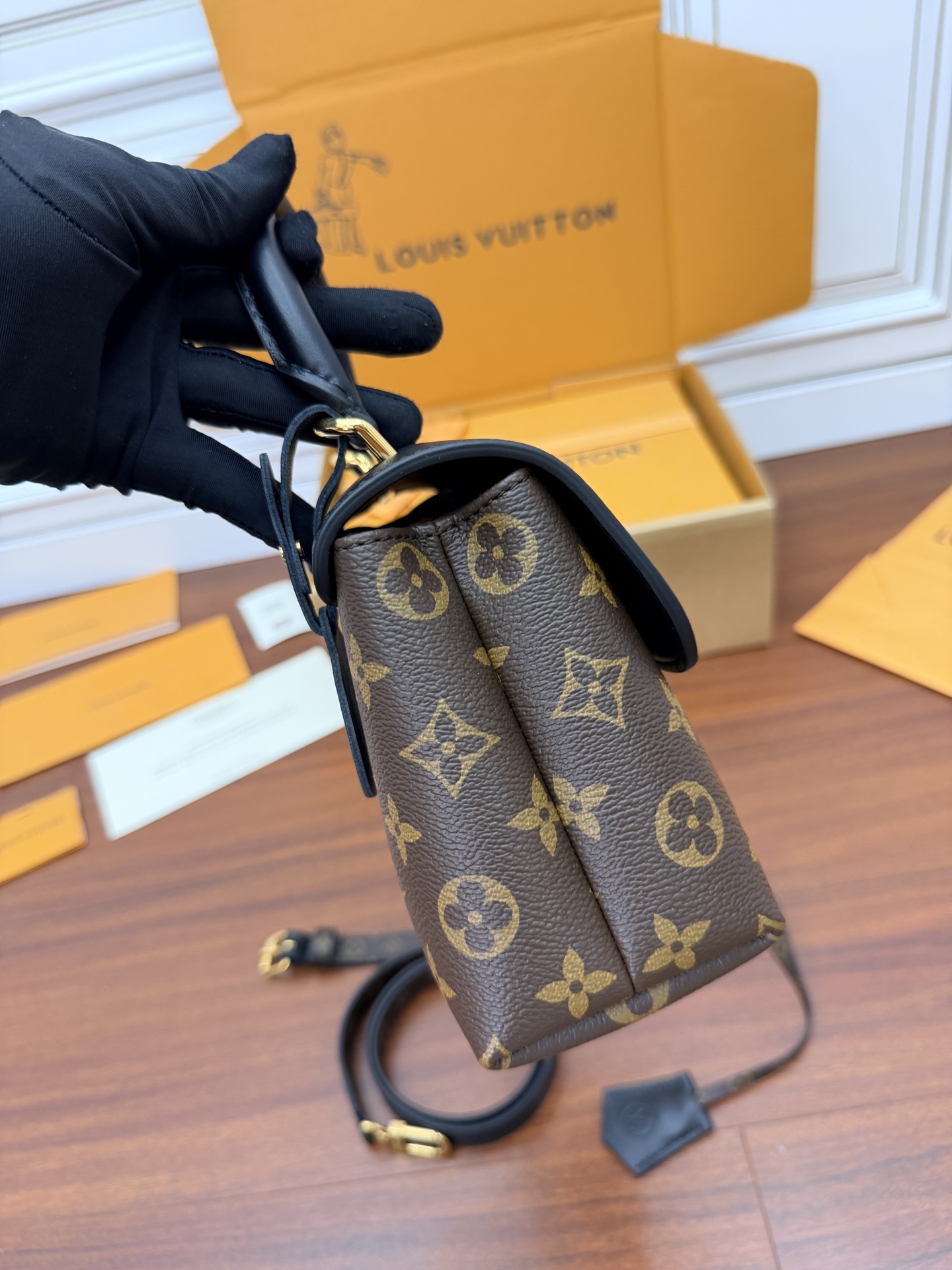 루이비통(듀티) M27511 가방 Louis Vuitton Bag 썸네일 이미지