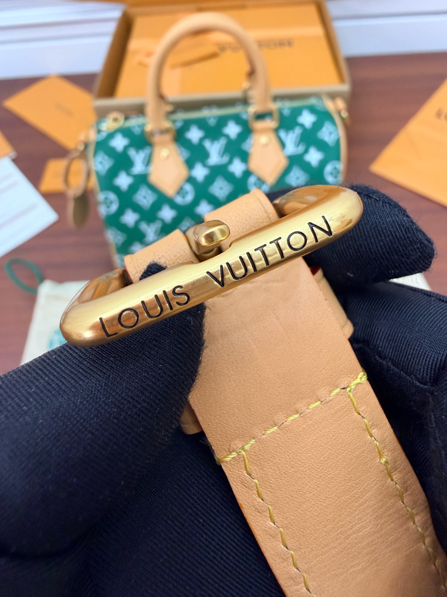 루이비통(듀티) M24423 가방 Louis Vuitton Bag 썸네일 이미지