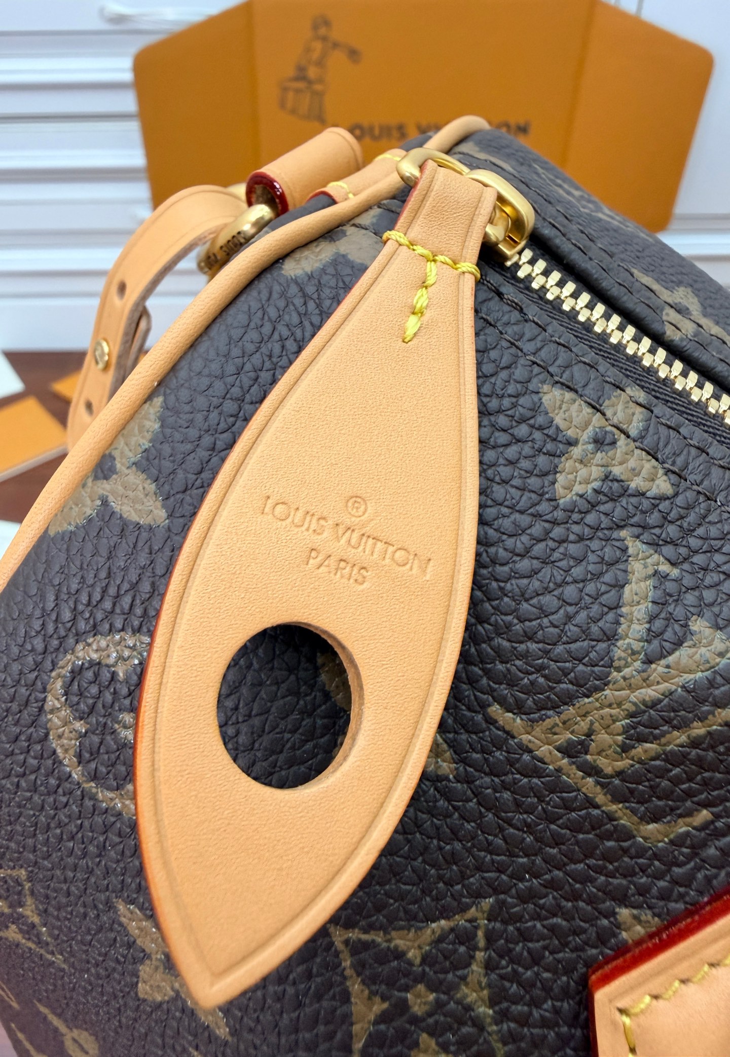 루이비통(듀티) M13915 가방 Louis Vuitton Bag 썸네일 이미지