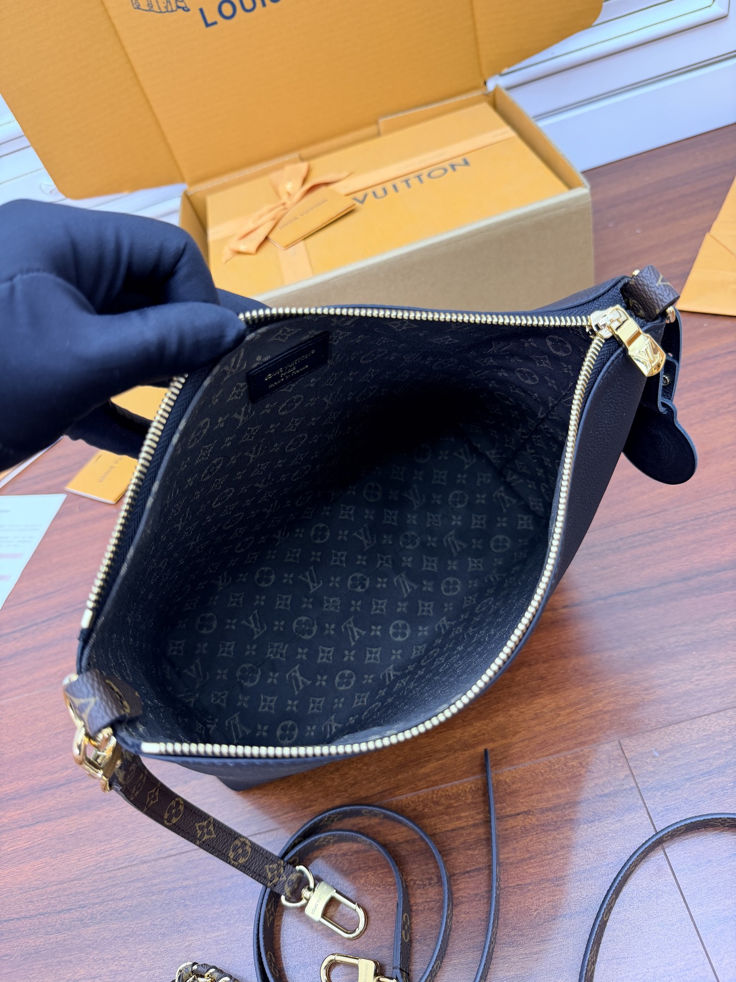 루이비통(듀티) M29195 가방 Louis Vuitton Bag 썸네일 이미지