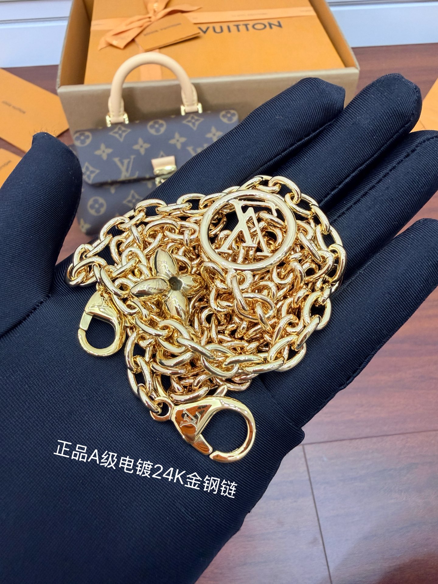 루이비통(듀티) M28426 가방 Louis Vuitton Bag 썸네일 이미지