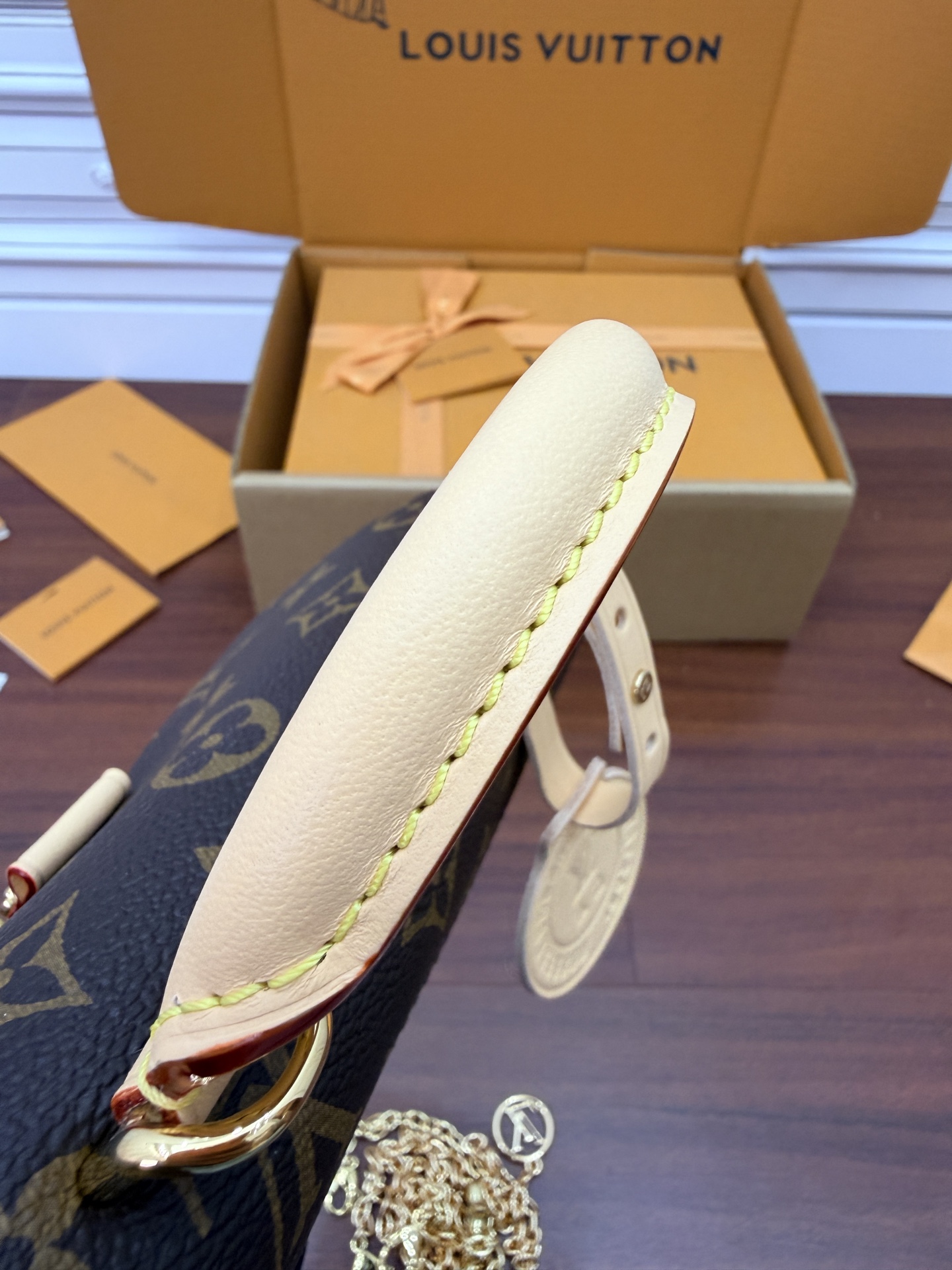 루이비통(듀티) M28426 가방 Louis Vuitton Bag 썸네일 이미지