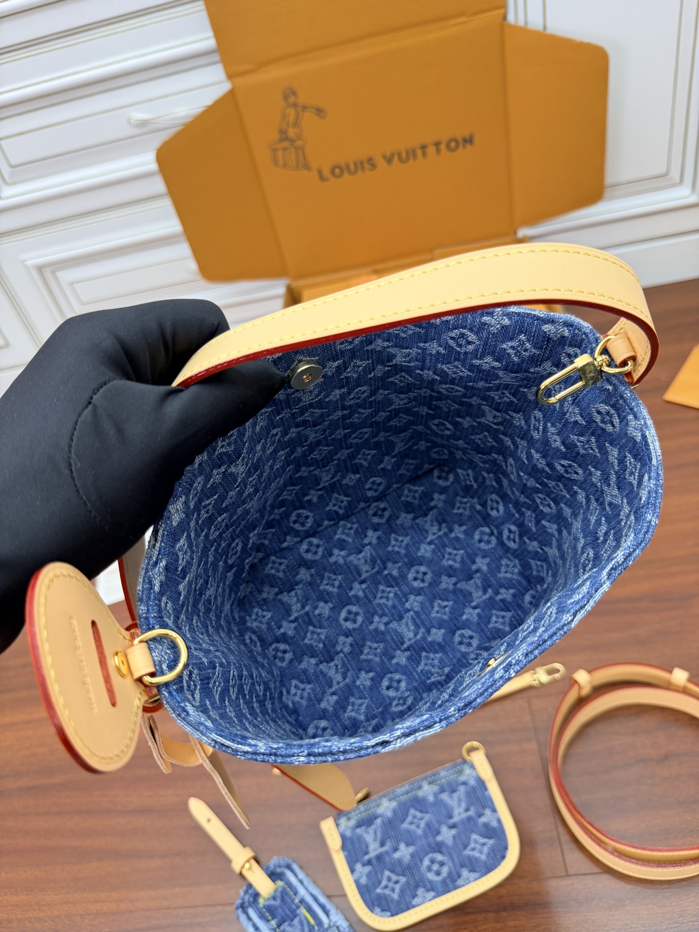 루이비통(듀티) M28107 가방 Louis Vuitton Bag 썸네일 이미지