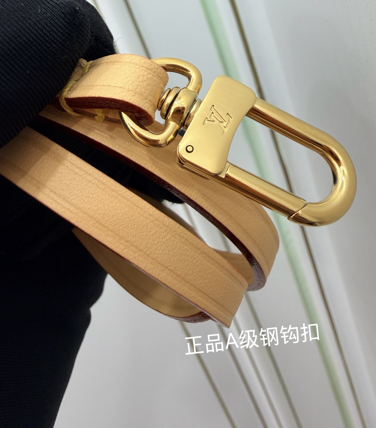 루이비통 다이내믹 패턴 가죽 클러치 가방 M27602 상세 이미지 8