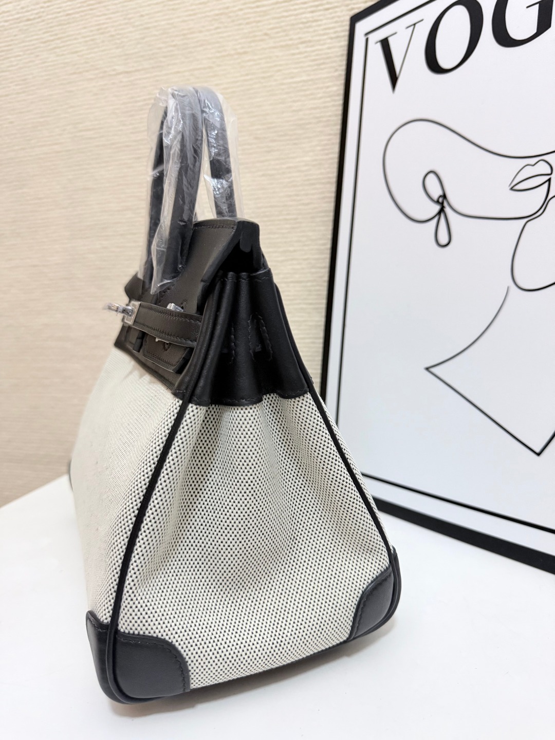 Hermes Birkin Black and Beige 30cm tote everyday
