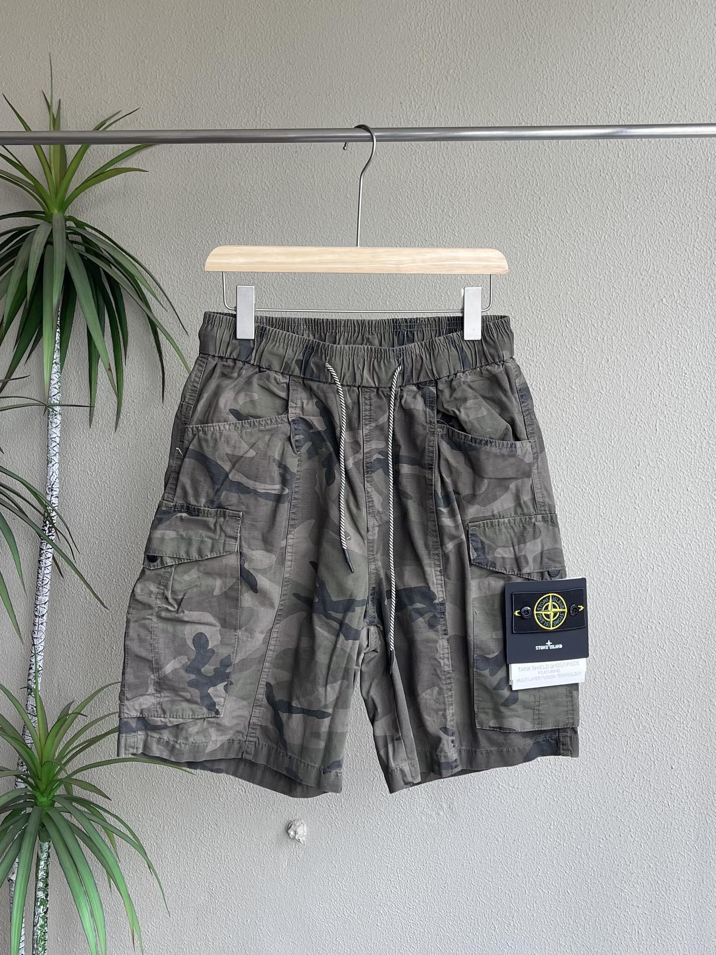 Stone Island Men's Camo Cargo Shorts Drawstring Vintage Washed Summer