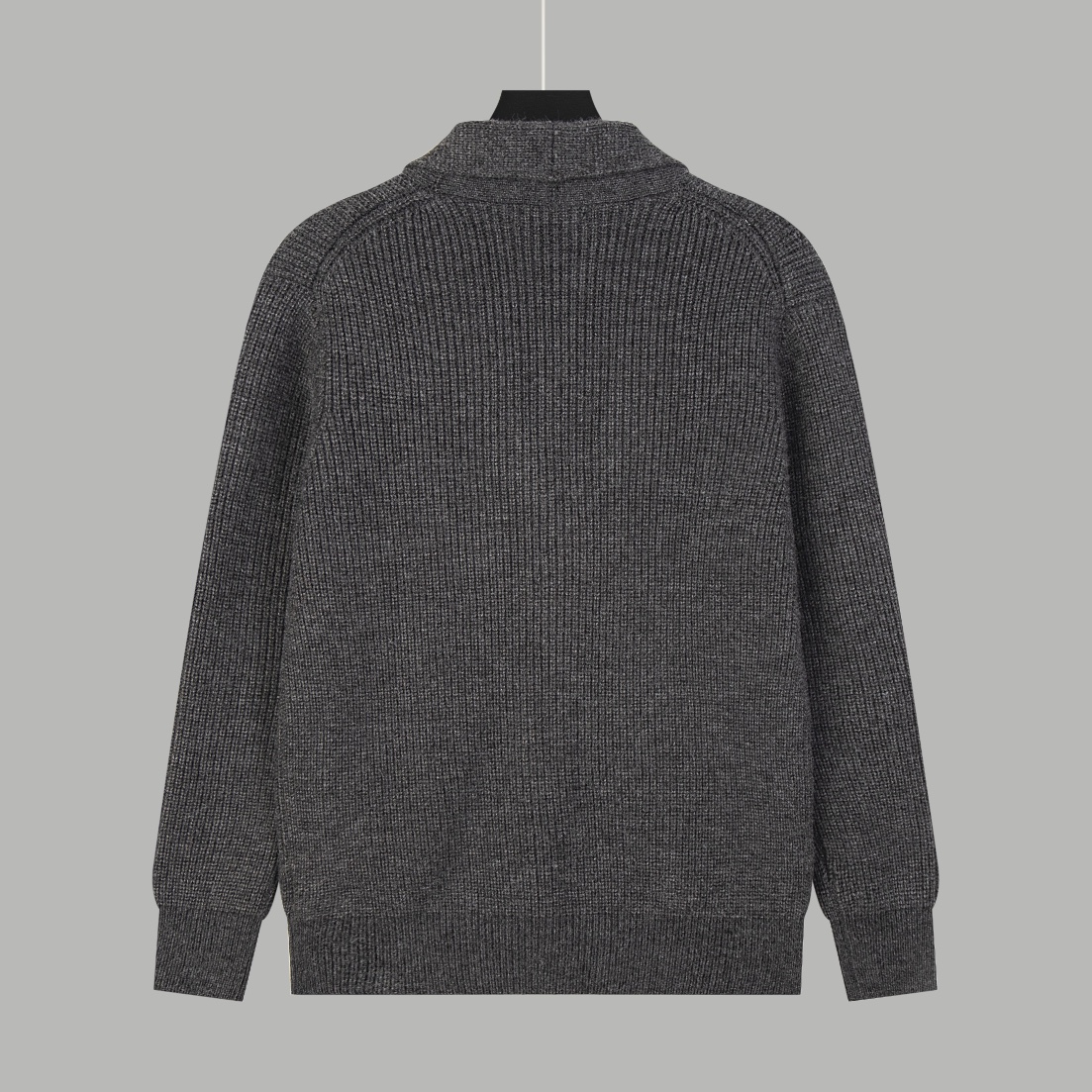 LV Coarse Knitted Sweater with Shawl Collar and Bull Horns, Marque 1.Vu**ton Déposée Leather Label - 图片 4