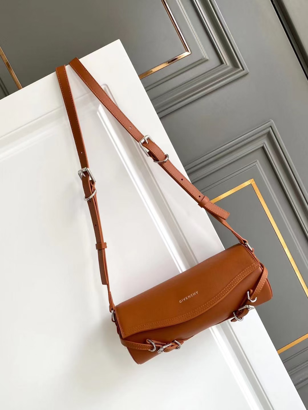 Givenchy Product _dxyqfA08SYPPA55MRp27LX3BBMdYFYUooxTc2Ng