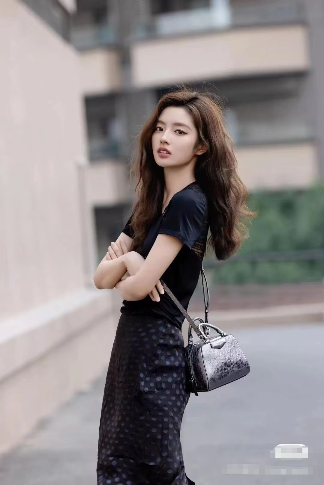 Upper body referenceNew ProductGivenchy GIVENCHY 2024Early Autumn latest Anyigona Cube handbag, all steel hardware, original leather Can be carri