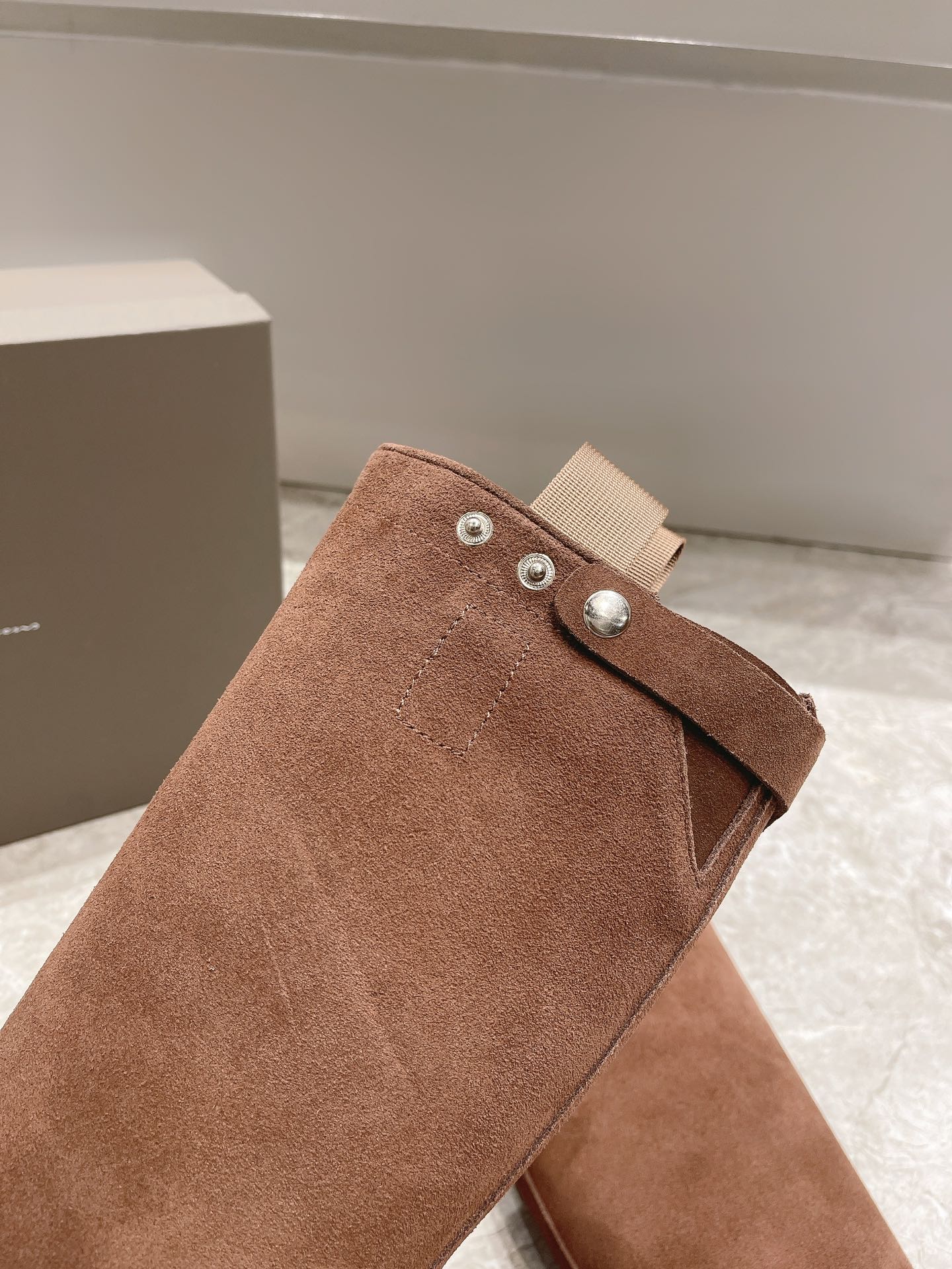 Rick Owens 2023 Euvens Boots: Italian Husk Fabrication, Cow Skin Interior, Original Skin Sole. - 图片 9