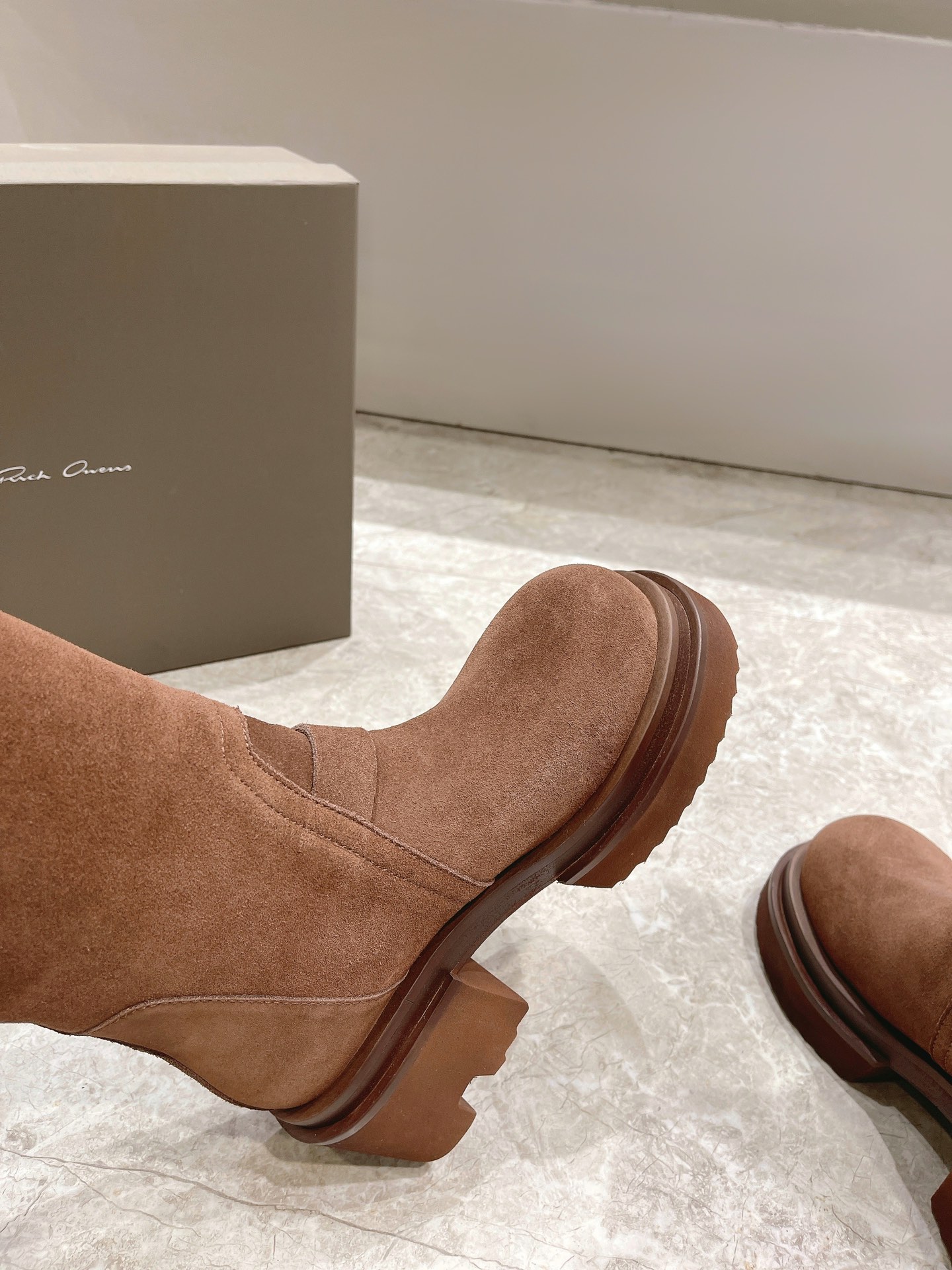 Rick Owens 2023 Euvens Boots: Italian Husk Fabrication, Cow Skin Interior, Original Skin Sole. - 图片 7