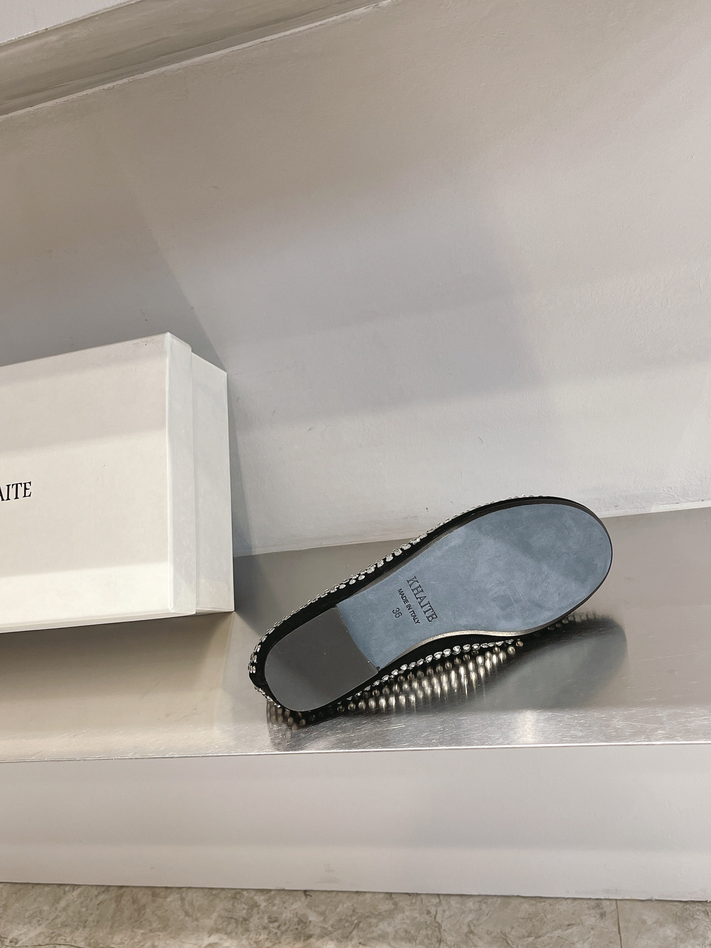 “Contemporary Ballet Shoes: Thin, Comfortable Design with Original Cattle Skin and Italian Imports” - 图片 9