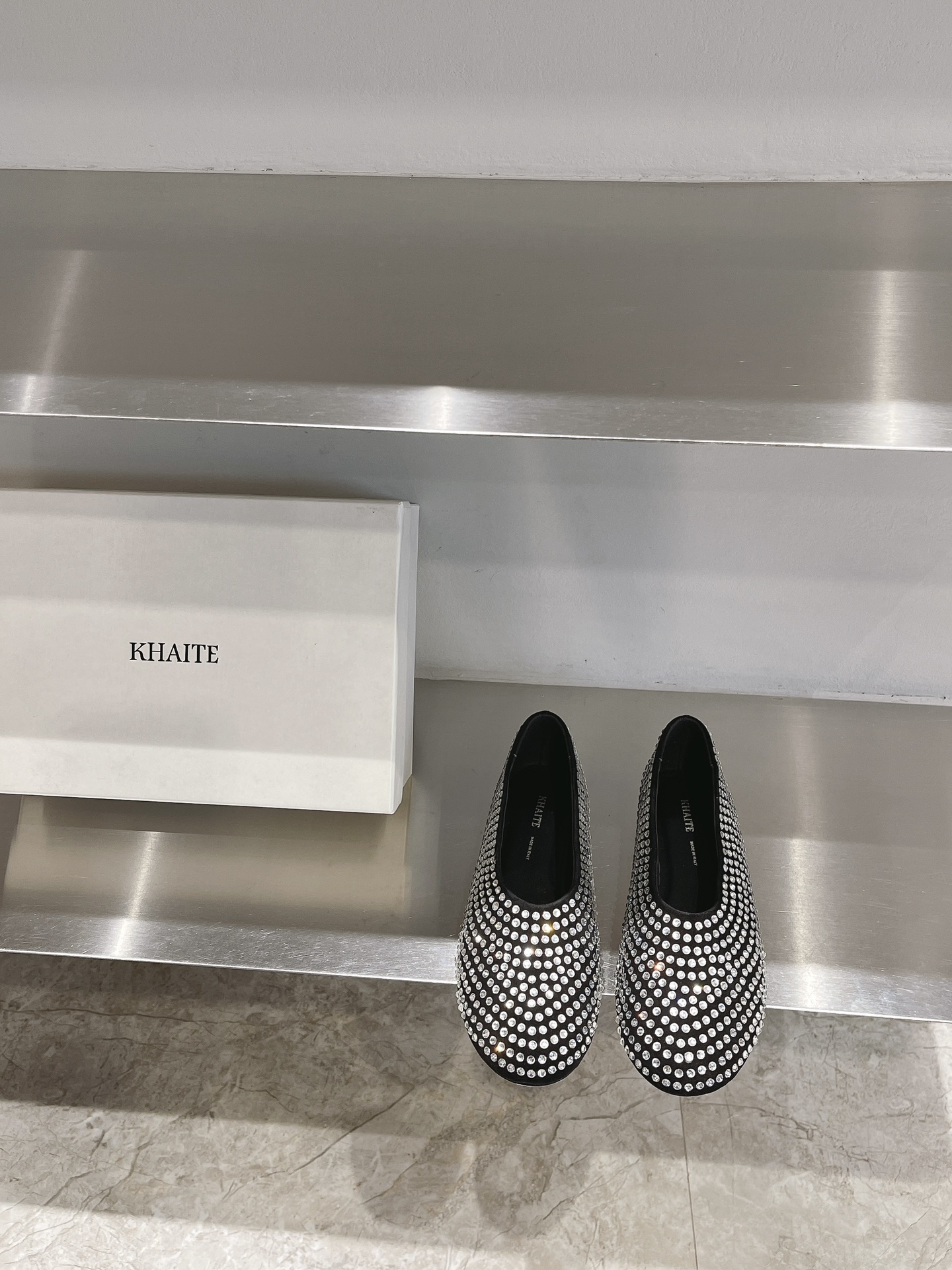 “Contemporary Ballet Shoes: Thin, Comfortable Design with Original Cattle Skin and Italian Imports” - 图片 1