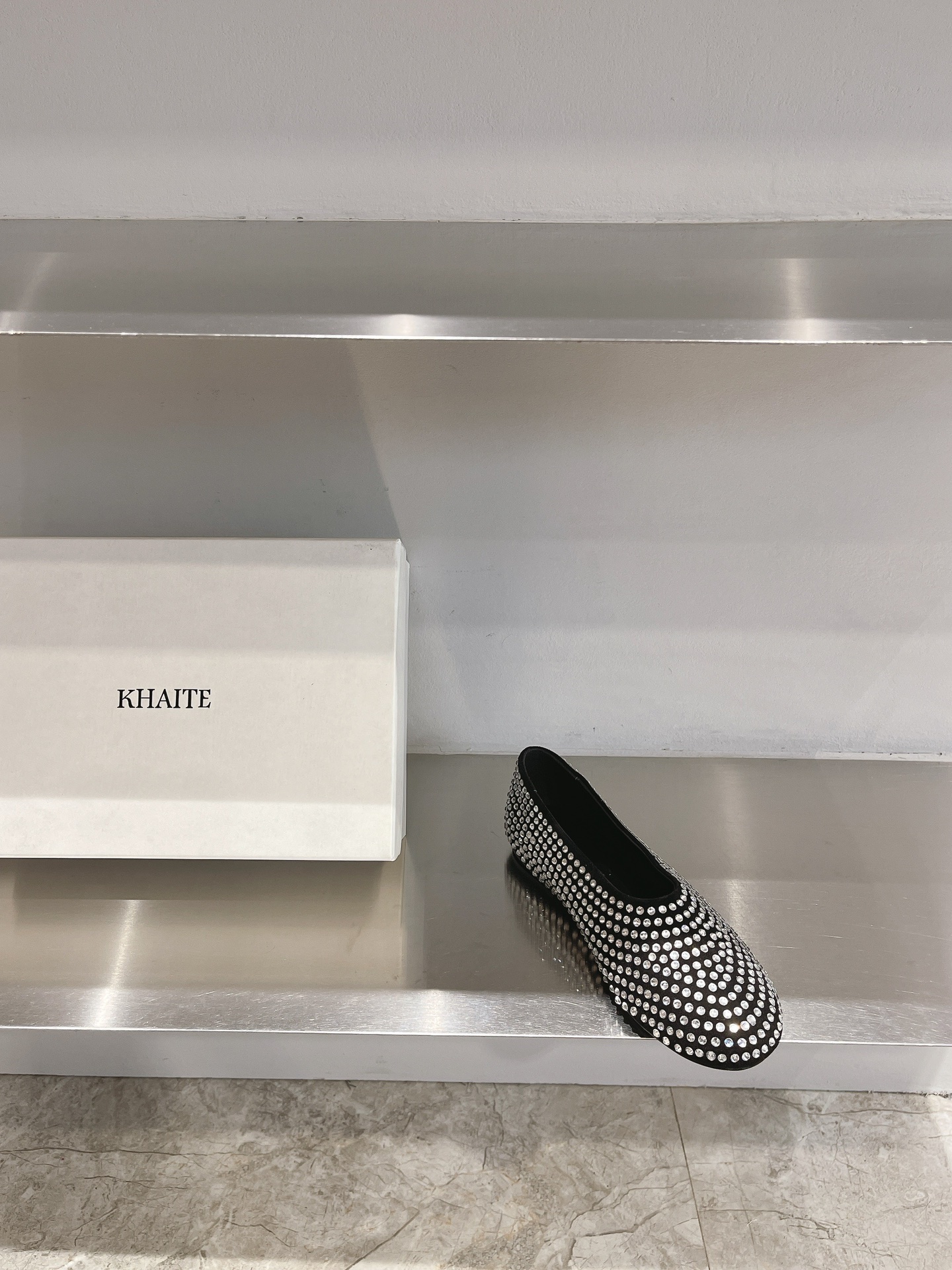 “Contemporary Ballet Shoes: Thin, Comfortable Design with Original Cattle Skin and Italian Imports” - 图片 6