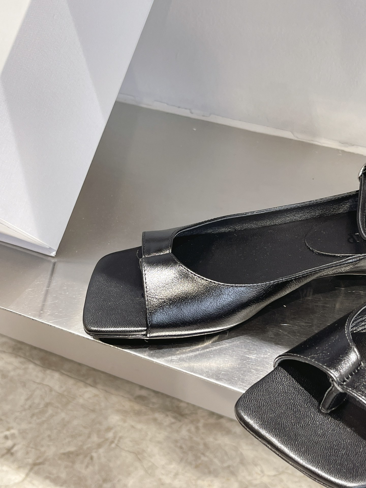 “24AW Italian Sheepskin Shoes: New Coloured Collection with Classic Gas” - 图片 7