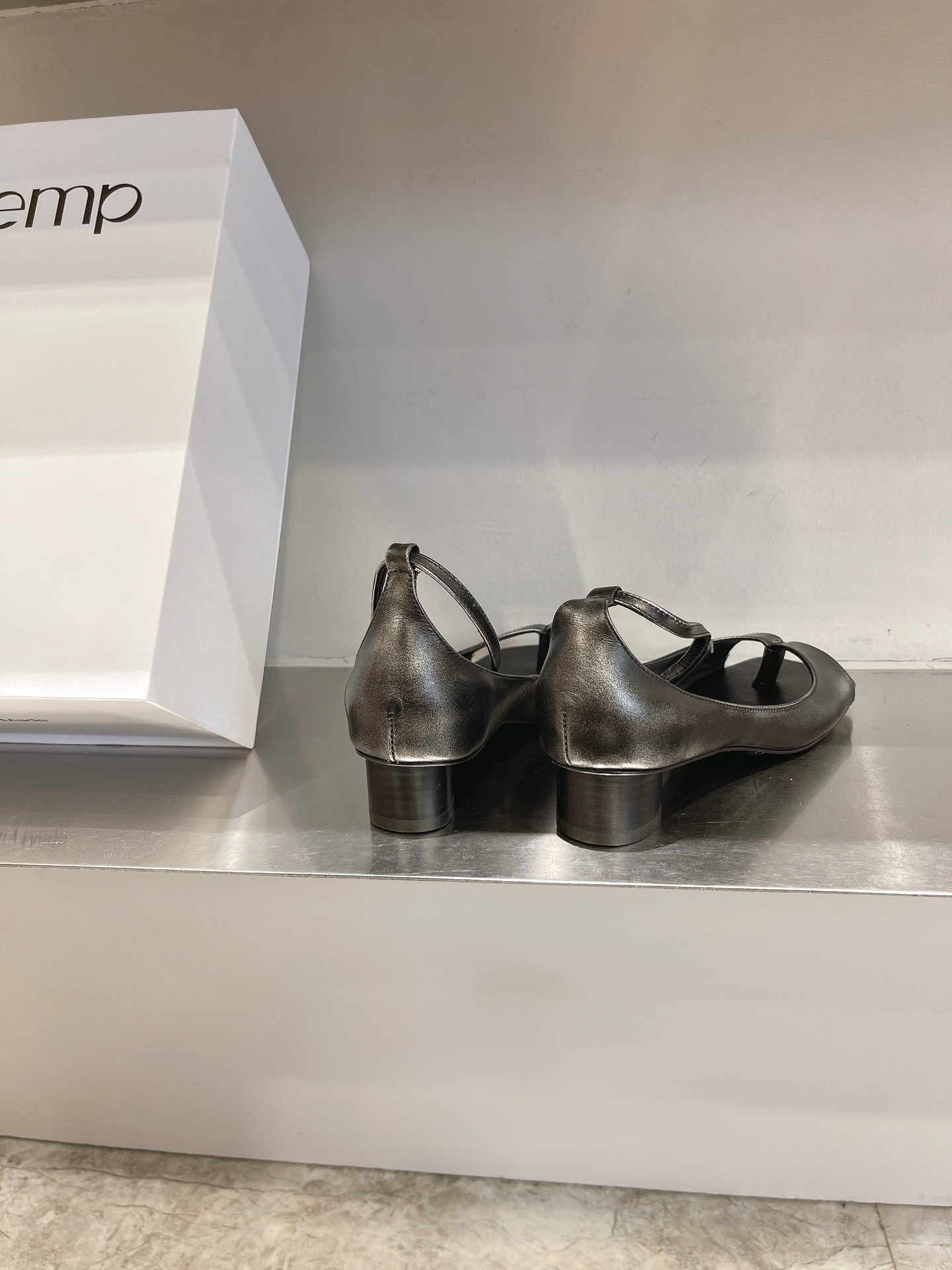 Cotem 24AW Italian Sheepskin Shoes: New Colours for Spring - 图片 7