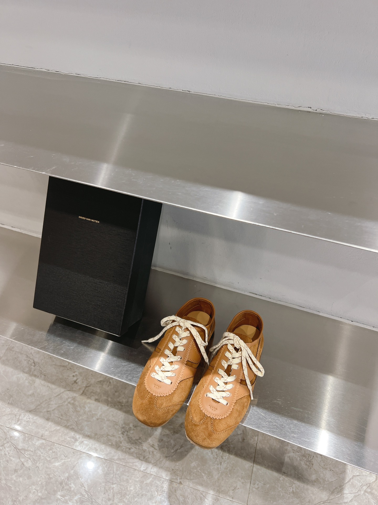 Dries Van Noten Jr. DVDR German Marathon Sneakers with Unique Design and High Quality Materials - 图片 5