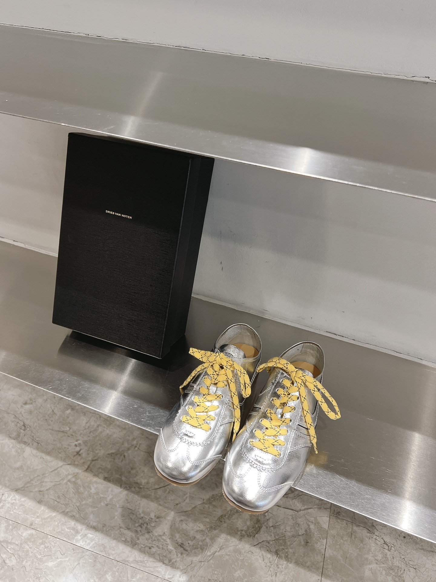 Dries Van Noten Jr. DVDR German Sneakers for Couples: Marathon Leisure Style. - 图片 5
