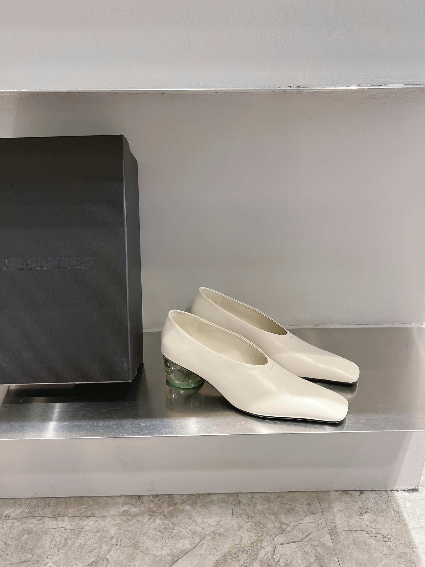 JIL SANDER 24 SS Crystal Single Shoes: Light, Comfortable, Elegant Design - 图片 1