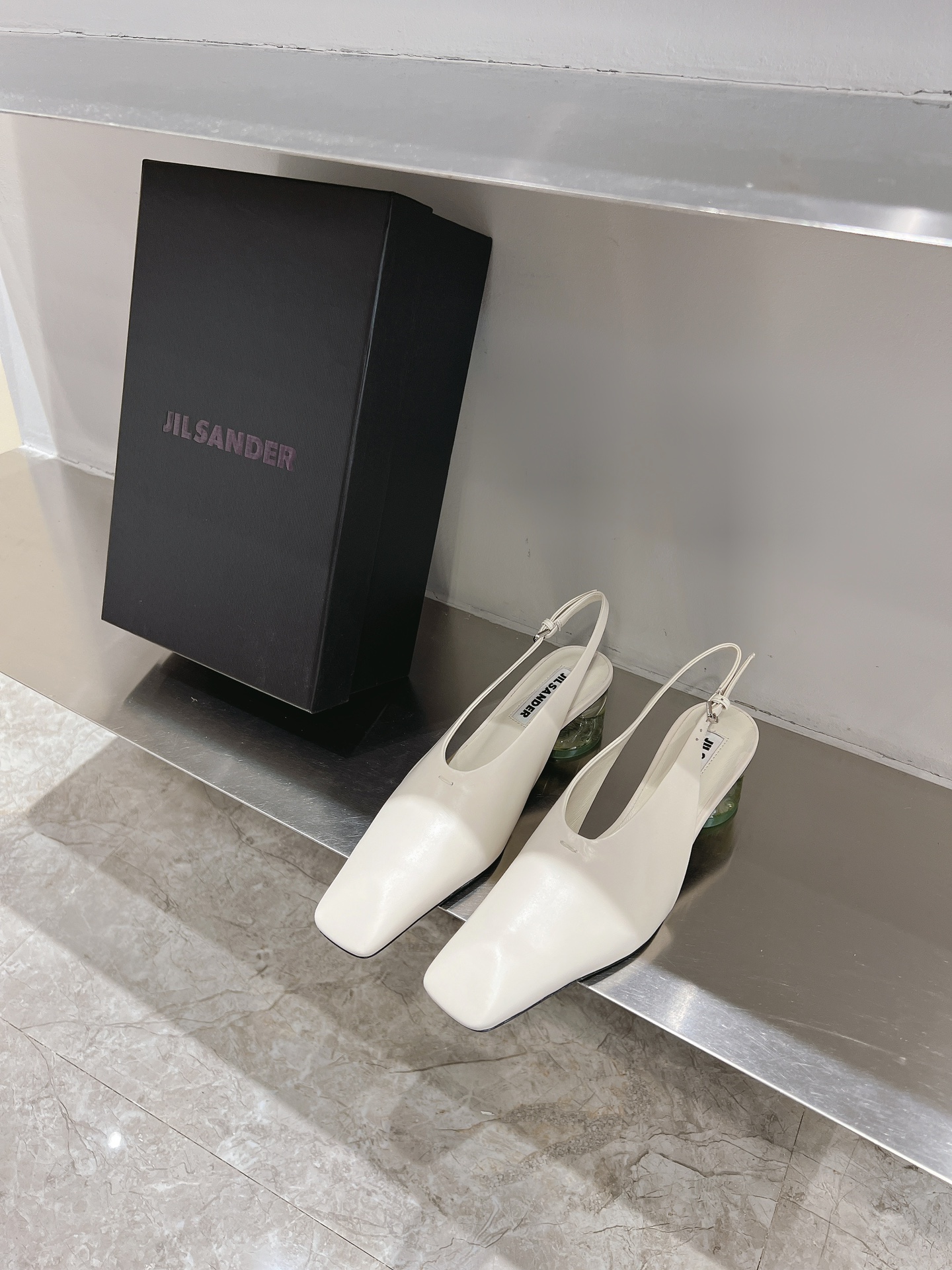 JIL SANDER 24 SS Crystal Single Shoe Collection: Comfortable, Elegant, Unique Designs - 图片 4
