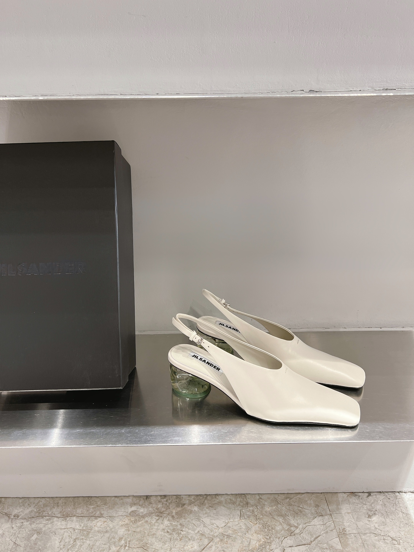 JIL SANDER 24 SS Crystal Single Shoe Collection: Comfortable, Elegant, Unique Designs