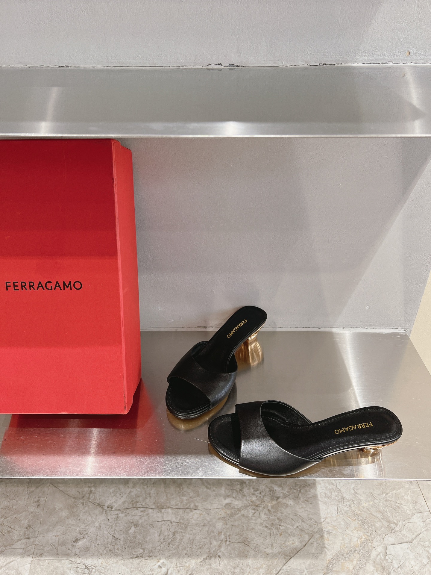 New Feragamo SS24 Shoes with Stylish Design and Quality Materials - 图片 3