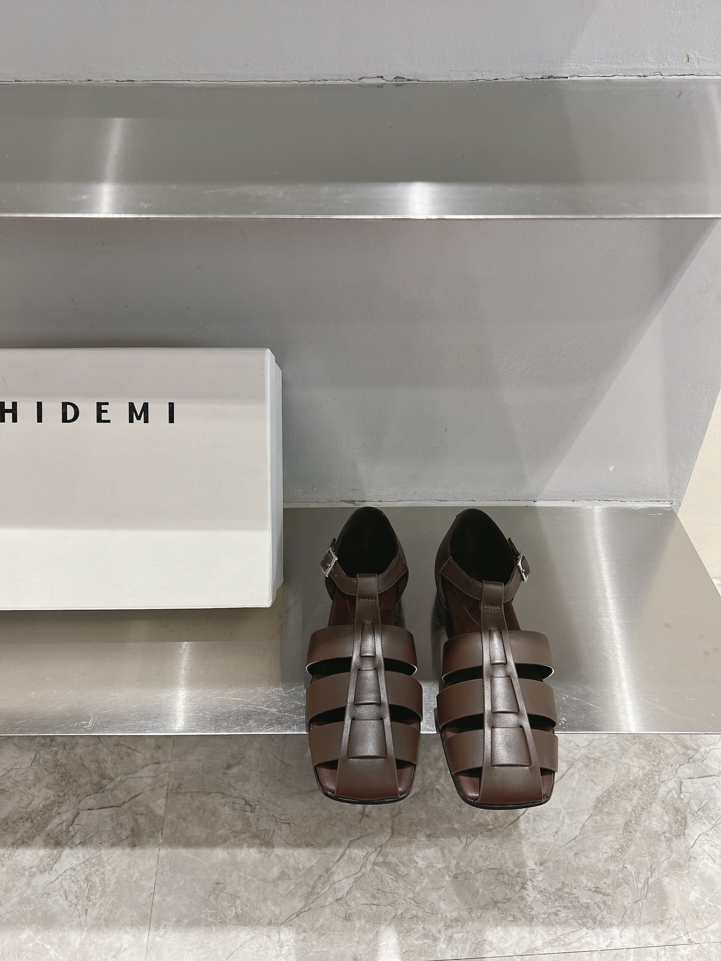 High-Quality Design-Sensitive Roman Sandals for Modern Women: Comfortable, Fashionable, and Sexy
