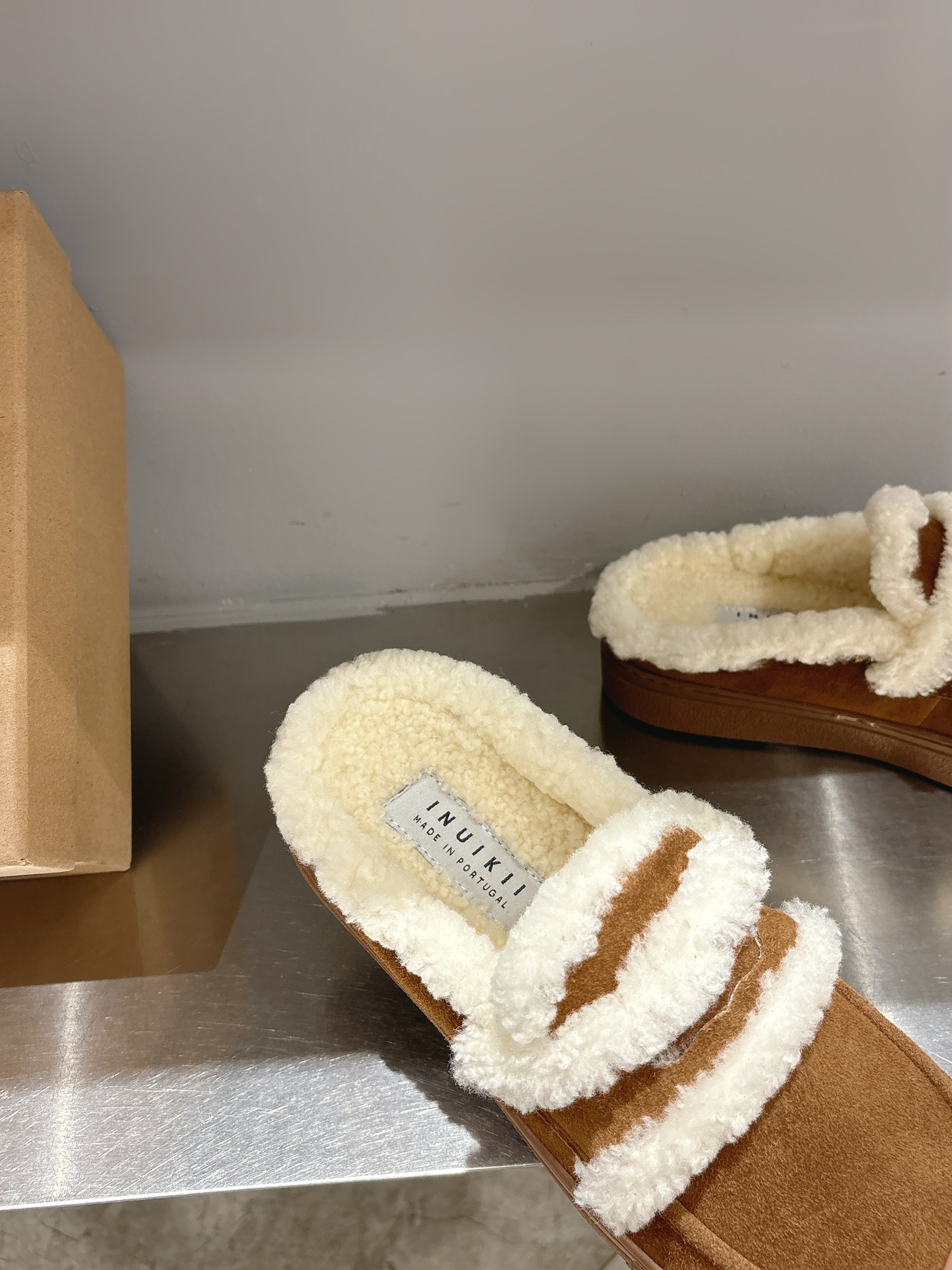 Inukll 24ss Double-Flush Slippers: Cozy Winter Magic with Cow Velvet and Lambswool - 图片 8
