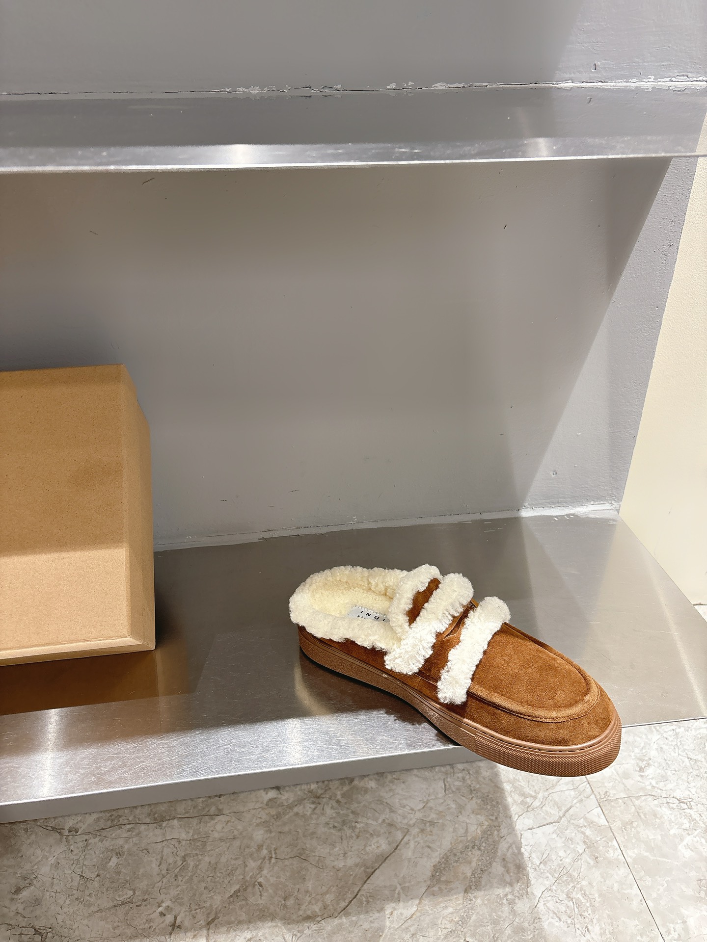 Inukll 24ss Double-Flush Slippers: Cozy Winter Magic with Cow Velvet and Lambswool - 图片 6