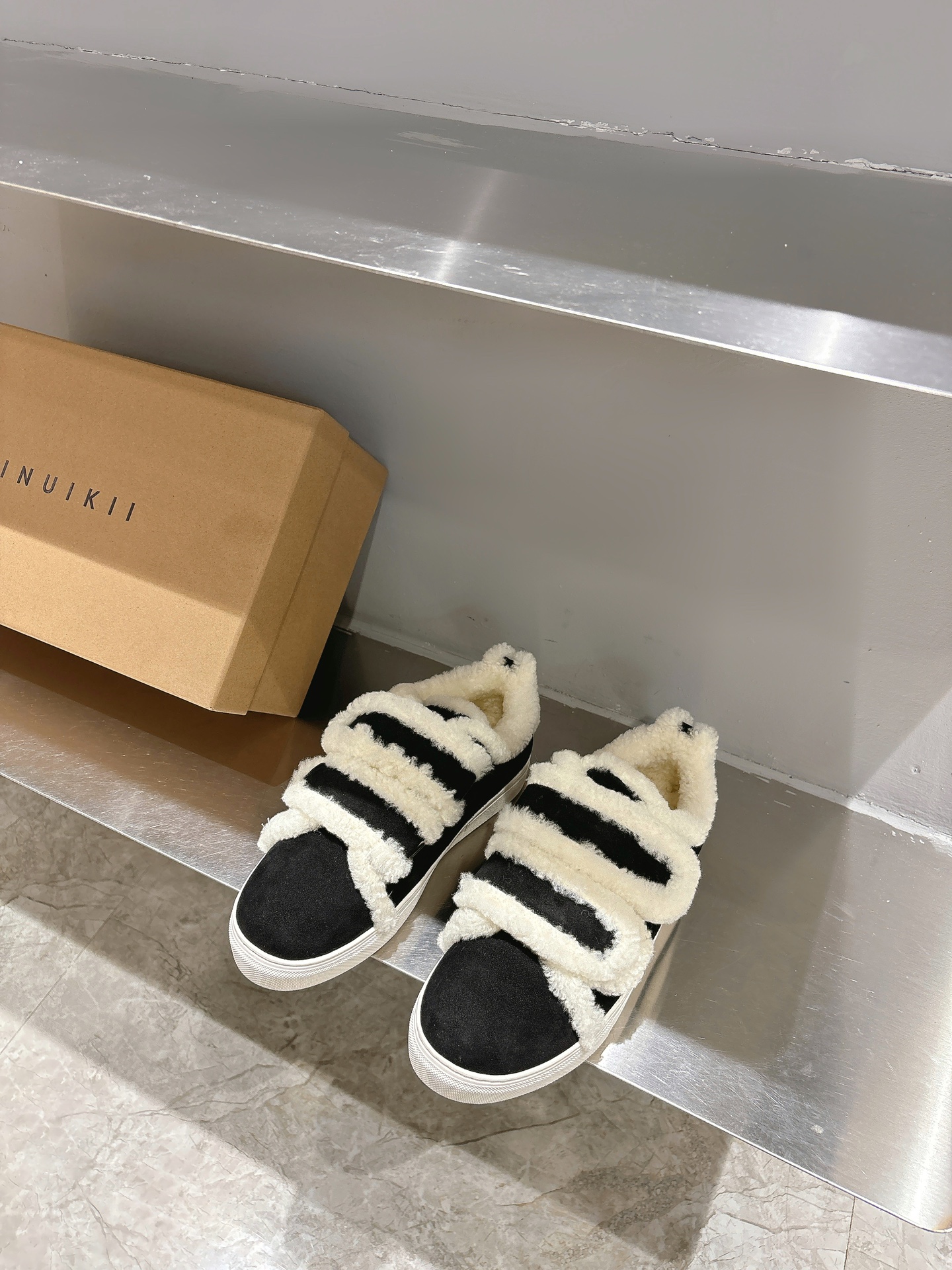 Inukll 24ss Double-Flush Slippers: Cozy and Stylish for Autumn/Winter - 图片 5