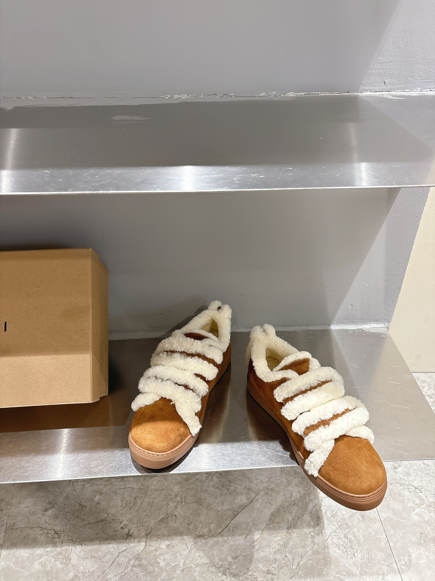 Inuikll Double-Flush Slippers: Cozy Winter Footwear with Cow Velvet and Lambswool - 图片 3