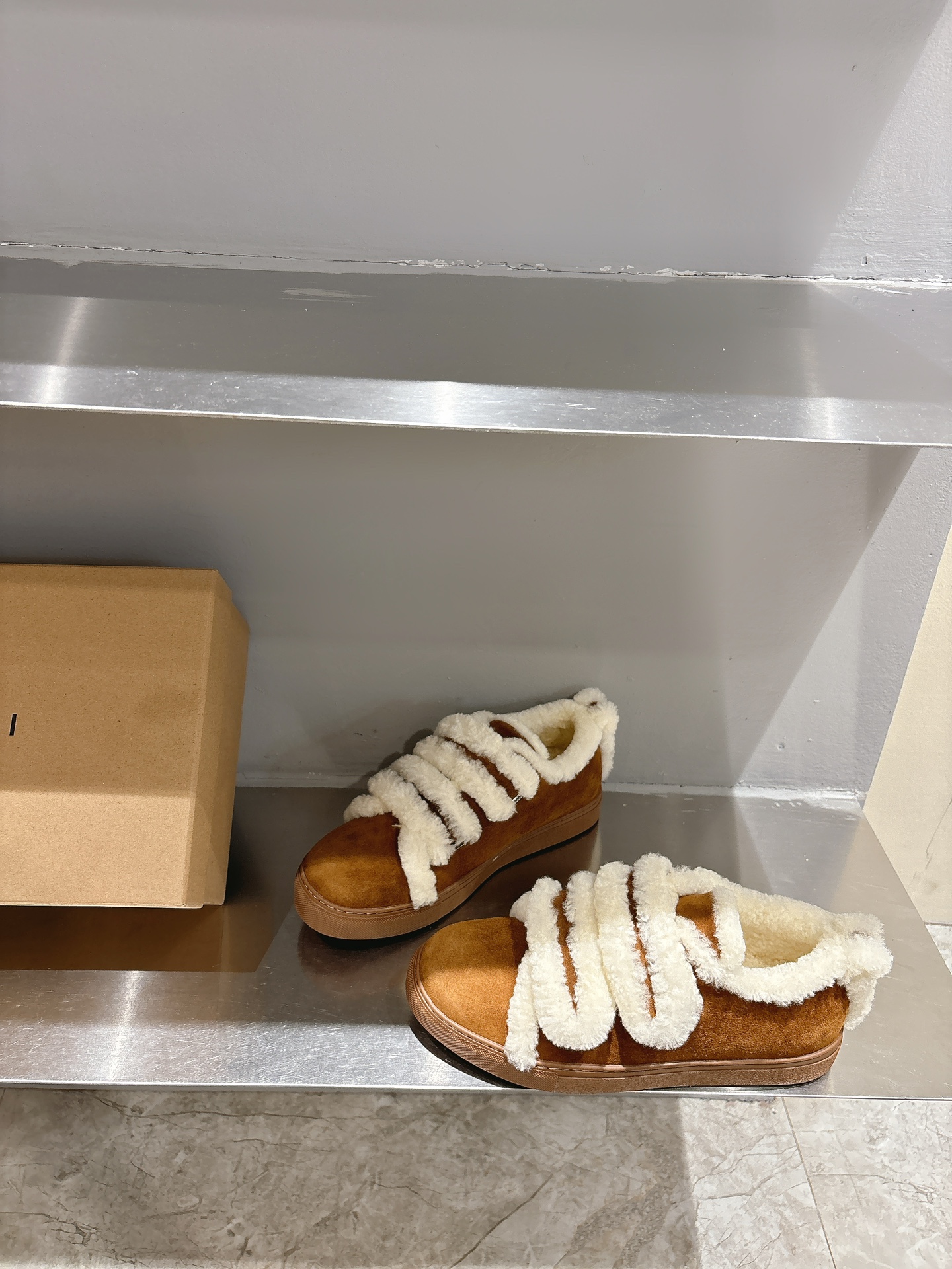 Inuikll Double-Flush Slippers: Cozy Winter Footwear with Cow Velvet and Lambswool - 图片 4