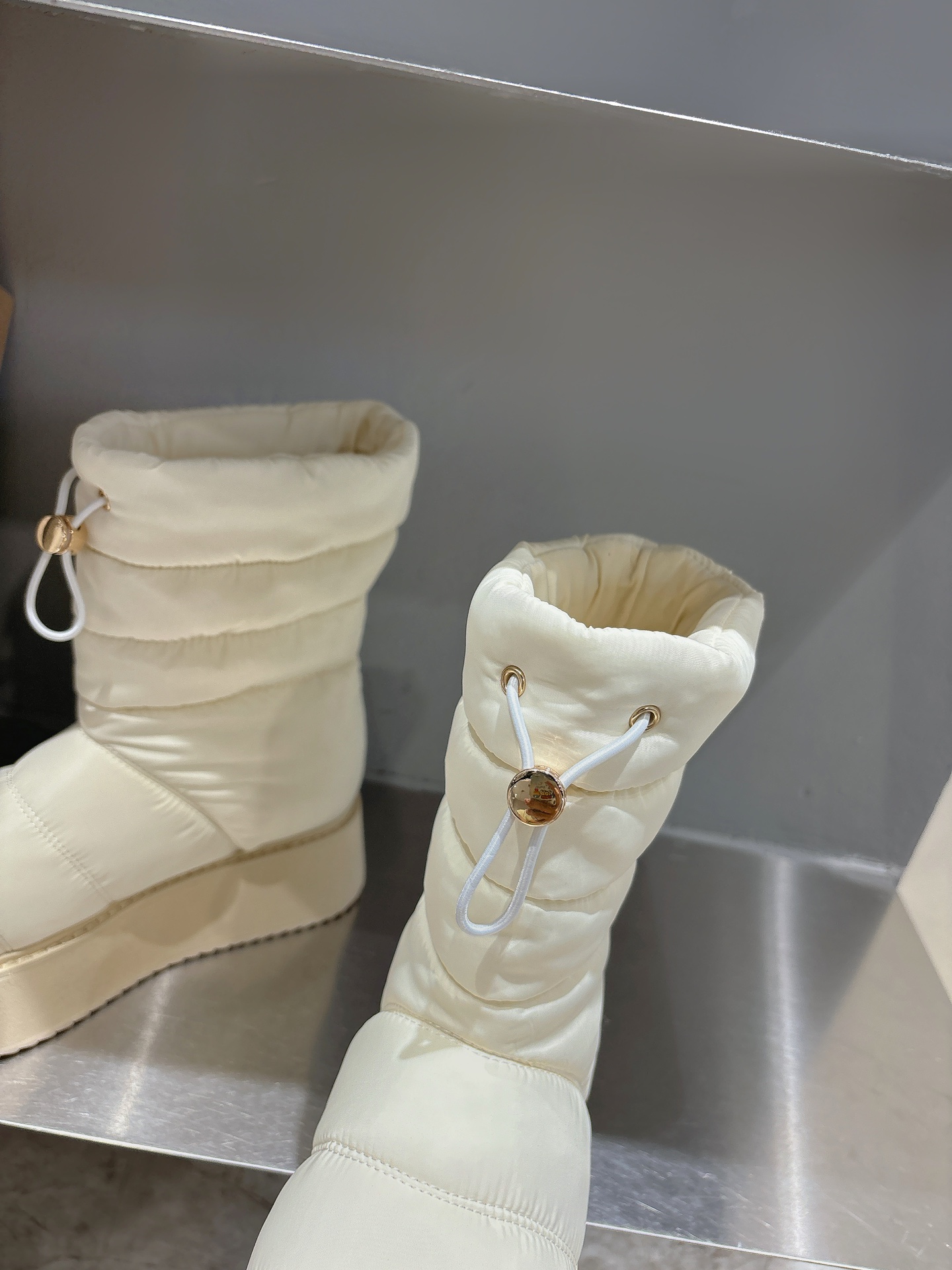 2024 INUIKII Snow Boots: Hot Winter Fashion with Zirconium Fabric and Skate-Proof Soles - 图片 8